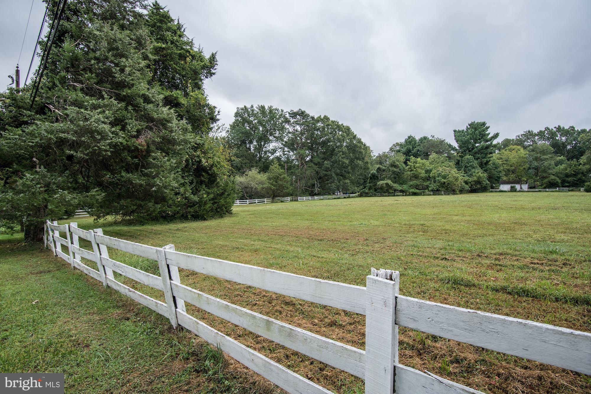 BRADLEY FARMS - Residential