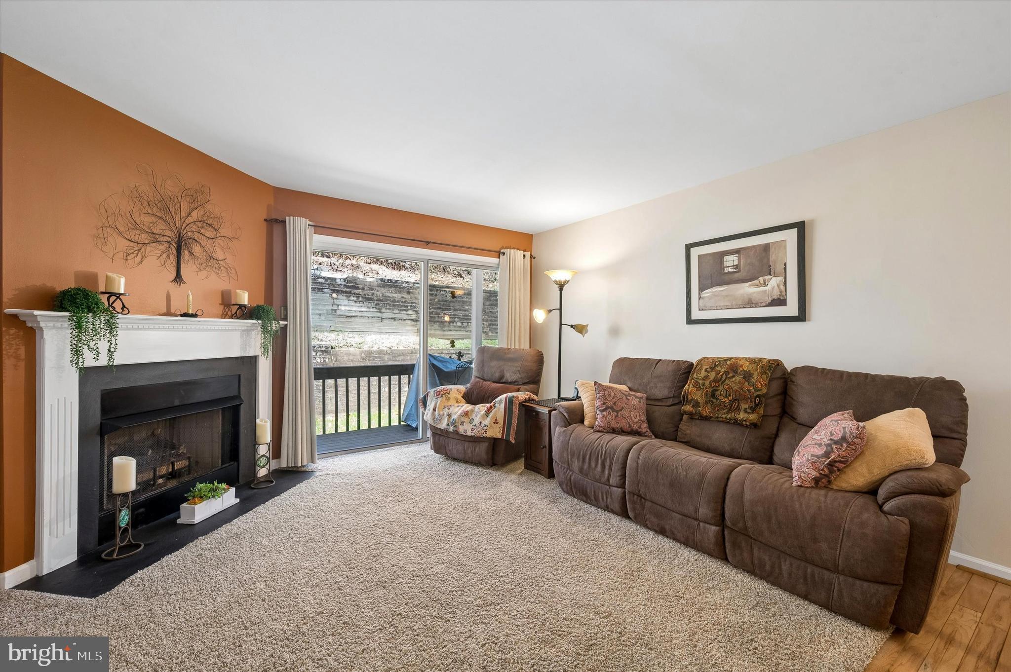 BALLINAHINCH - Residential