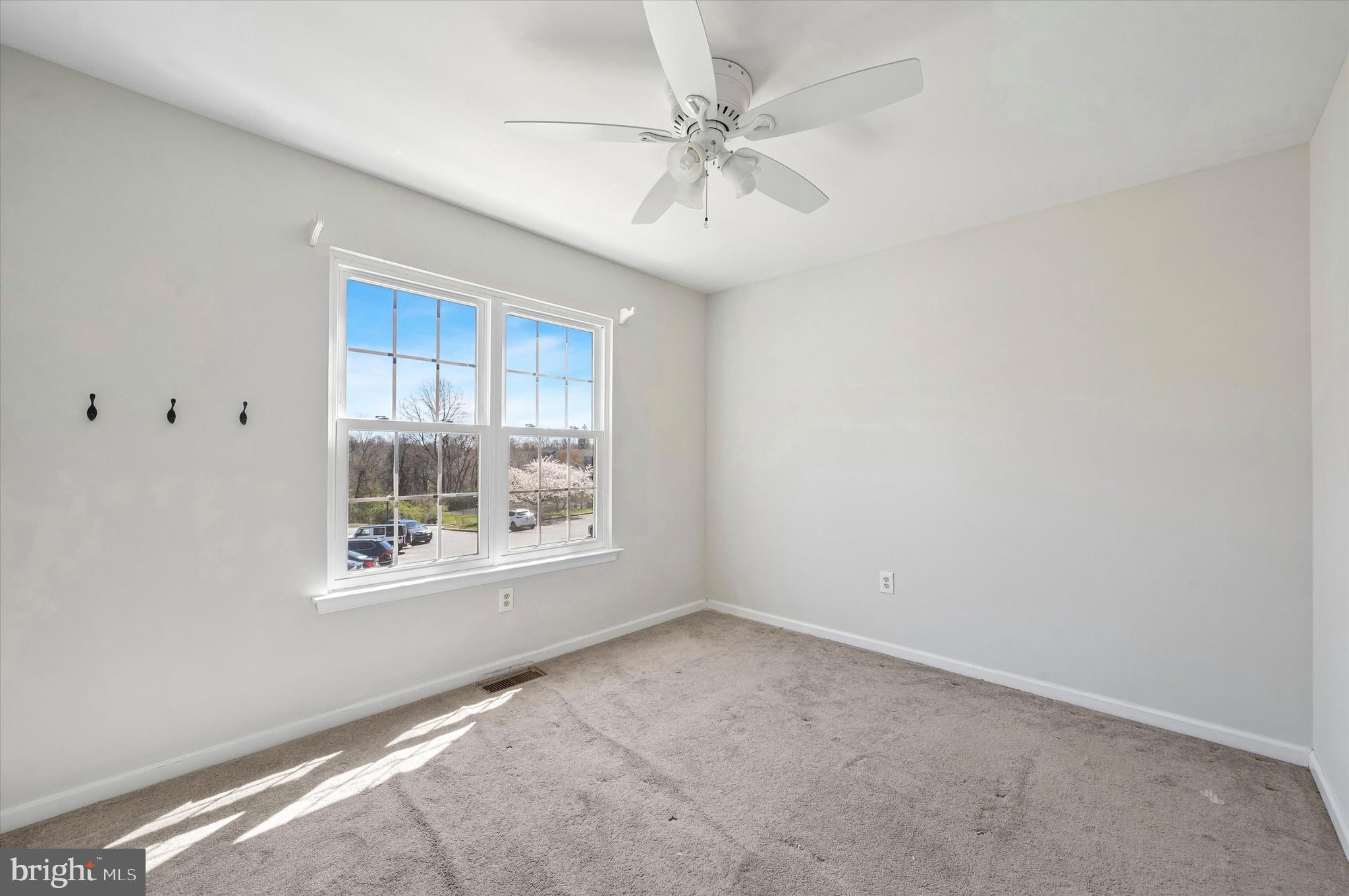 BALLINAHINCH - Residential