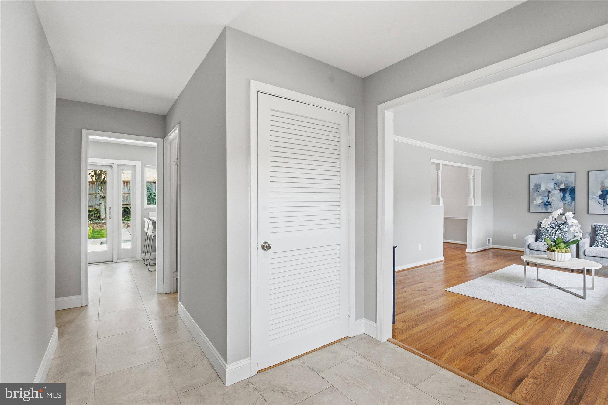 11200 HUNT CLUB DRIVE