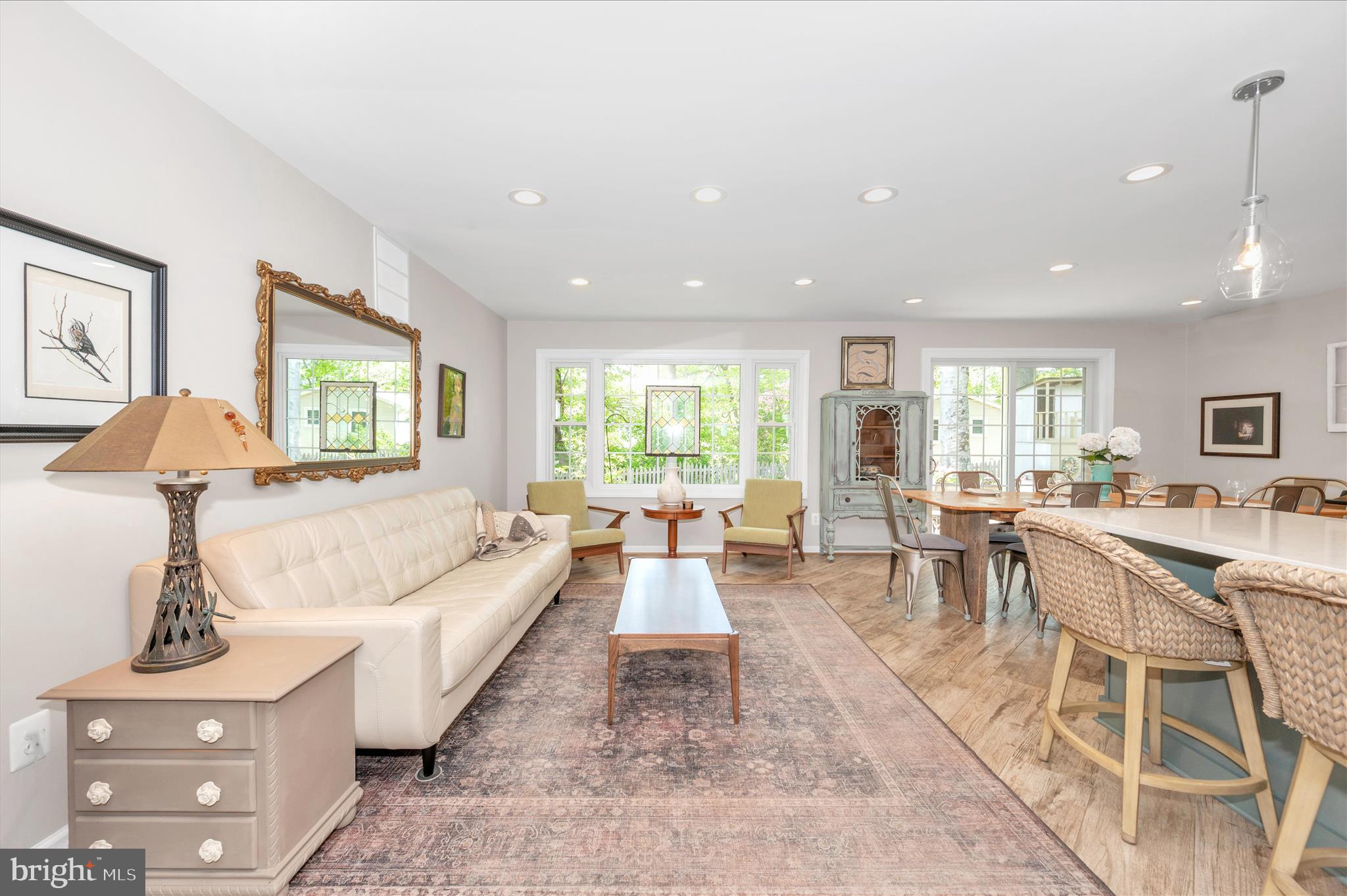 MANOR WOODS - Residential