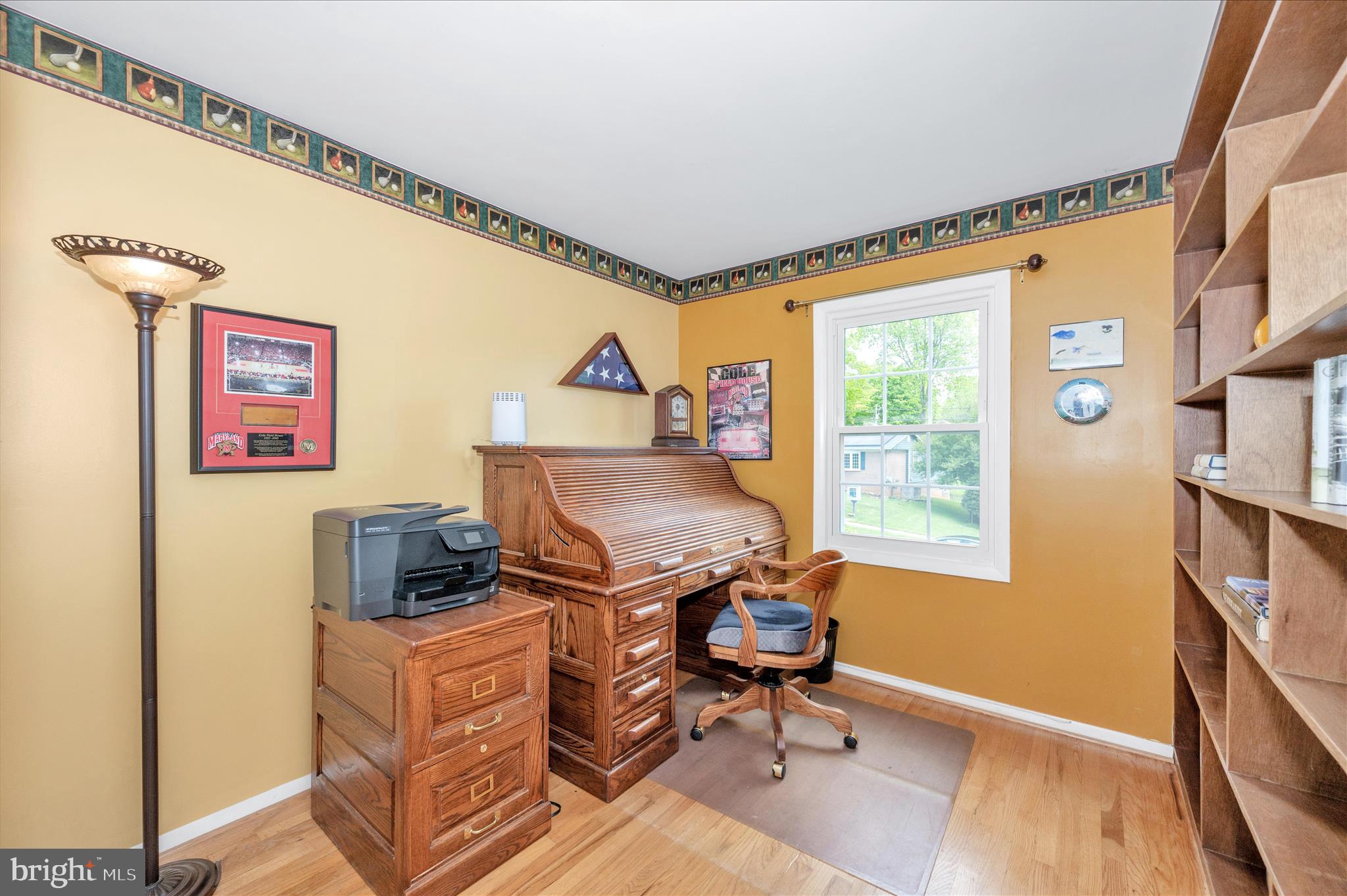 MANOR WOODS - Residential