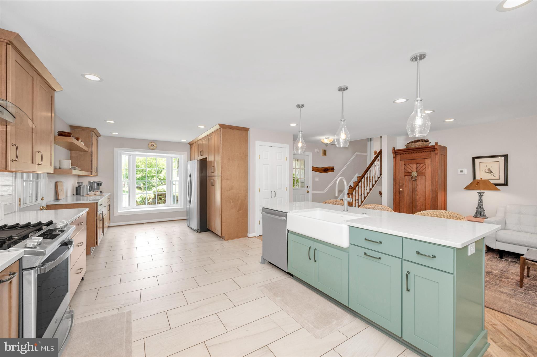 MANOR WOODS - Residential