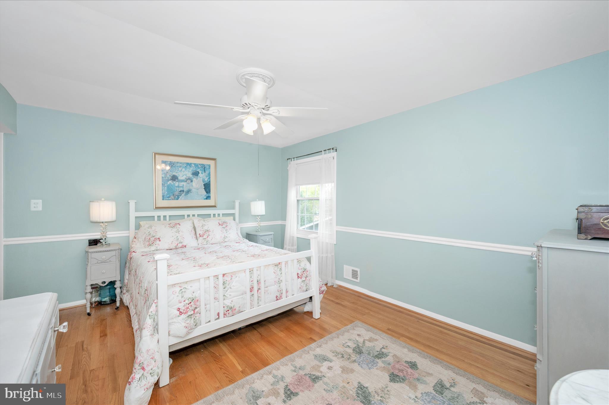 MANOR WOODS - Residential