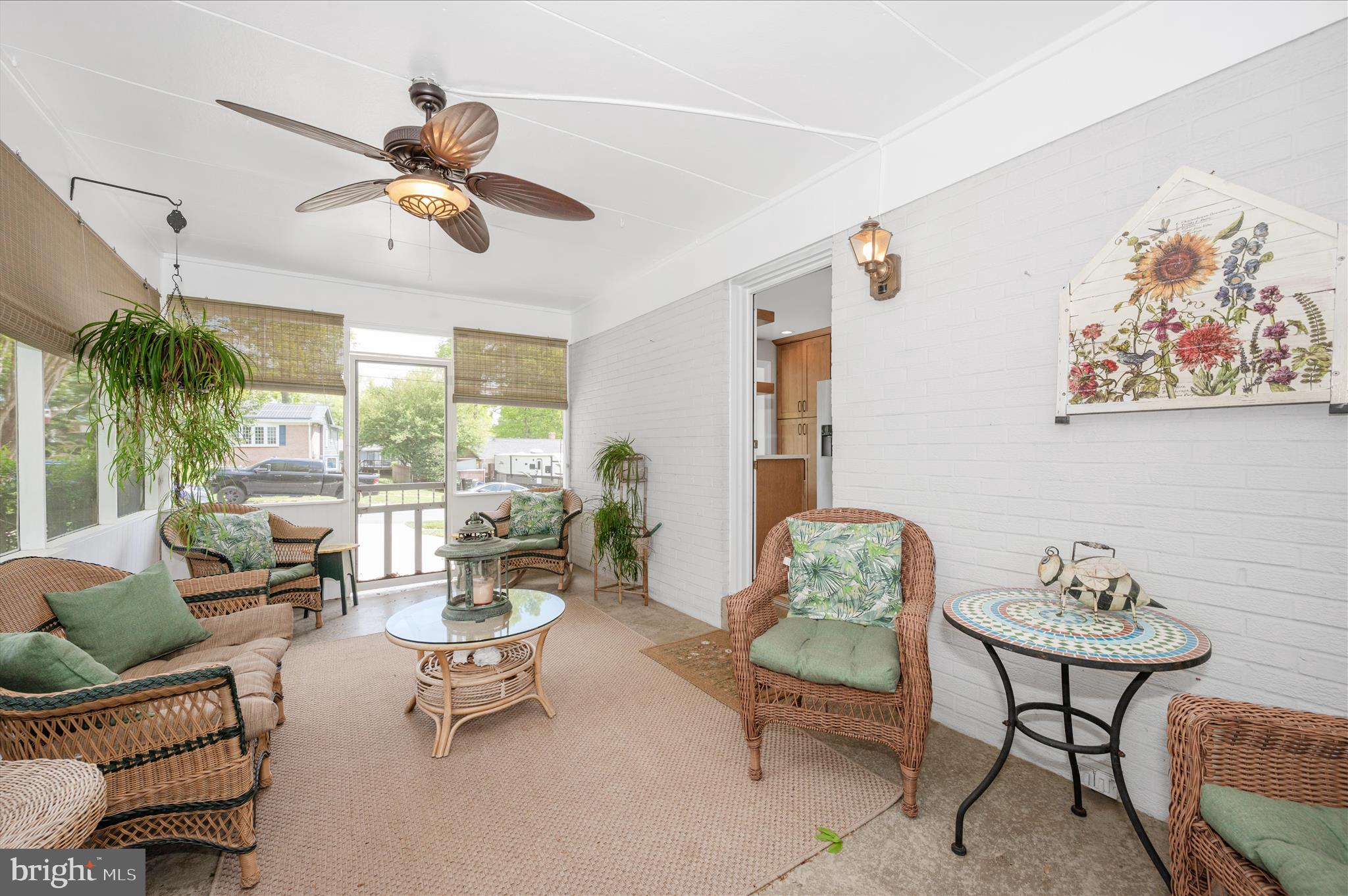 MANOR WOODS - Residential