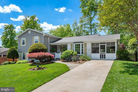 Photo of 14408 Pecan Drive, ROCKVILLE, MD 20853 (MLS # MDMC2231262)