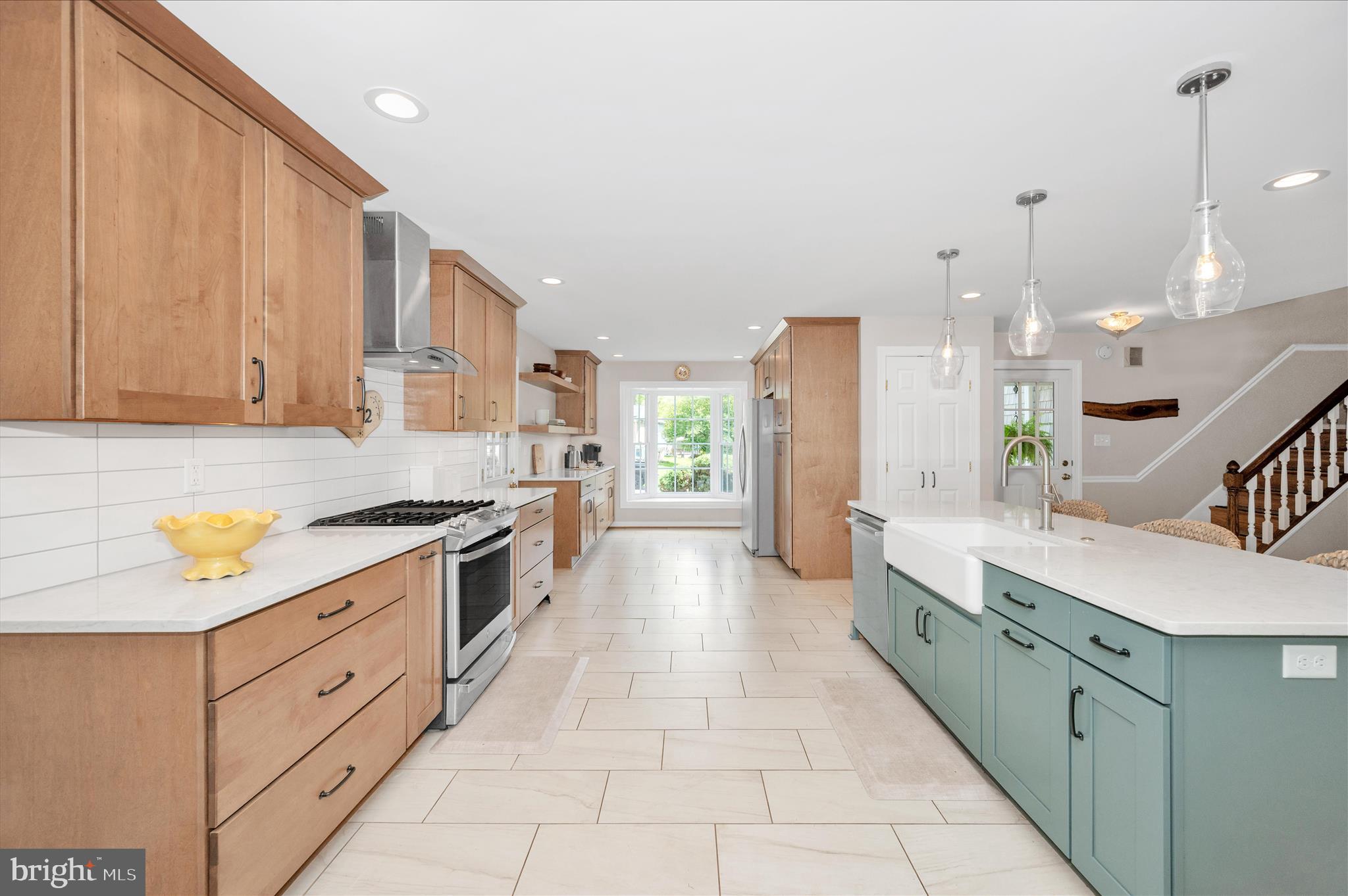 MANOR WOODS - Residential