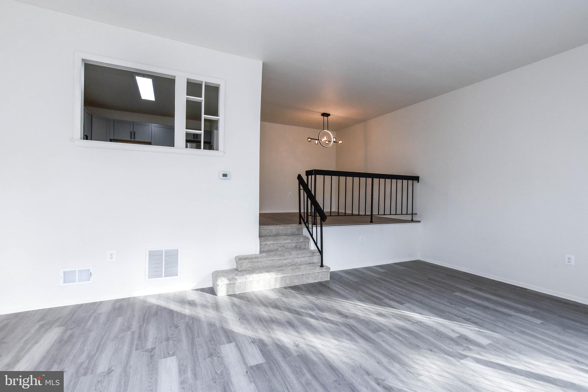 6348 STONEWAIN COURT