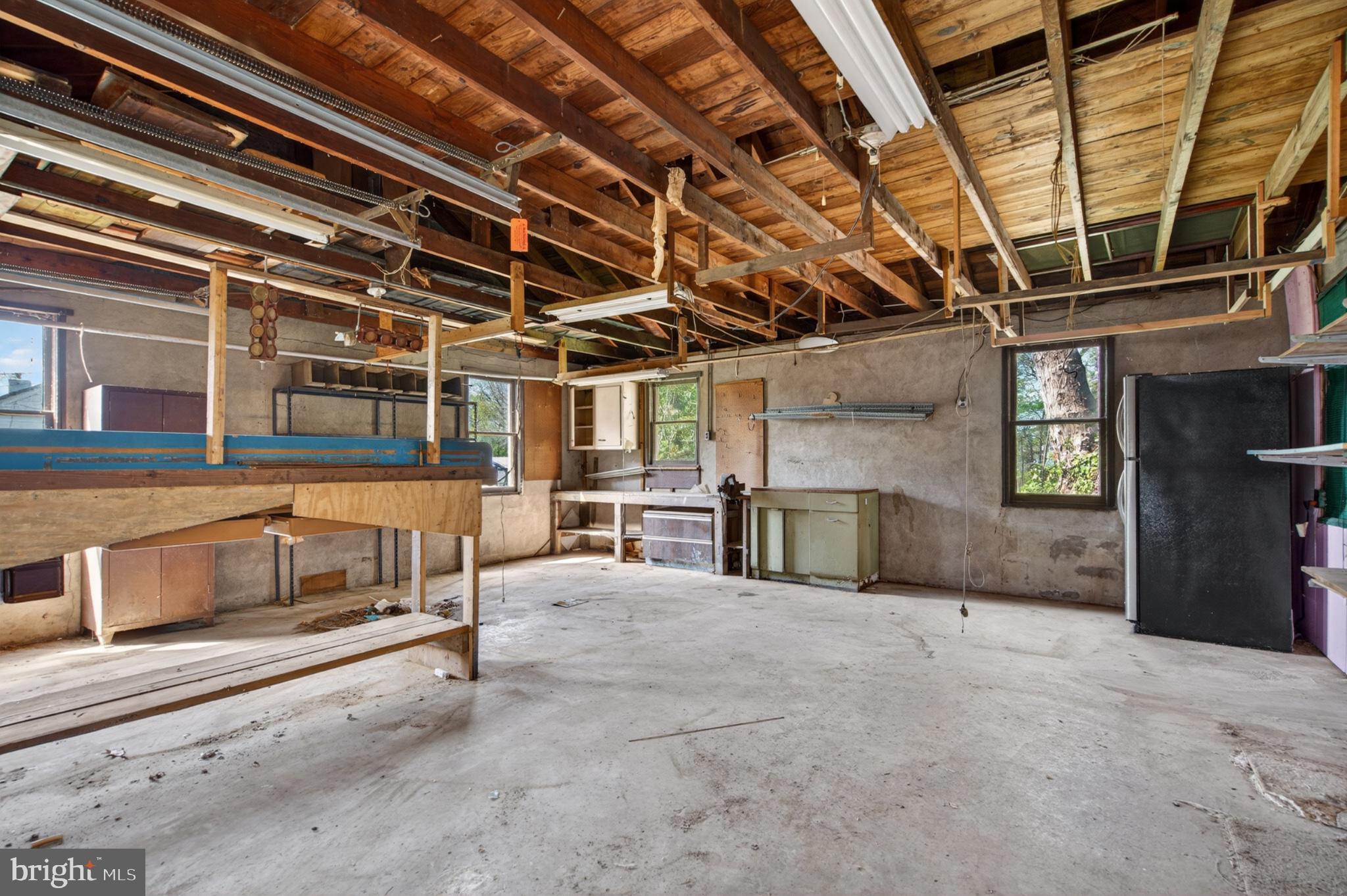 FAIRLESS HILLS - Residential