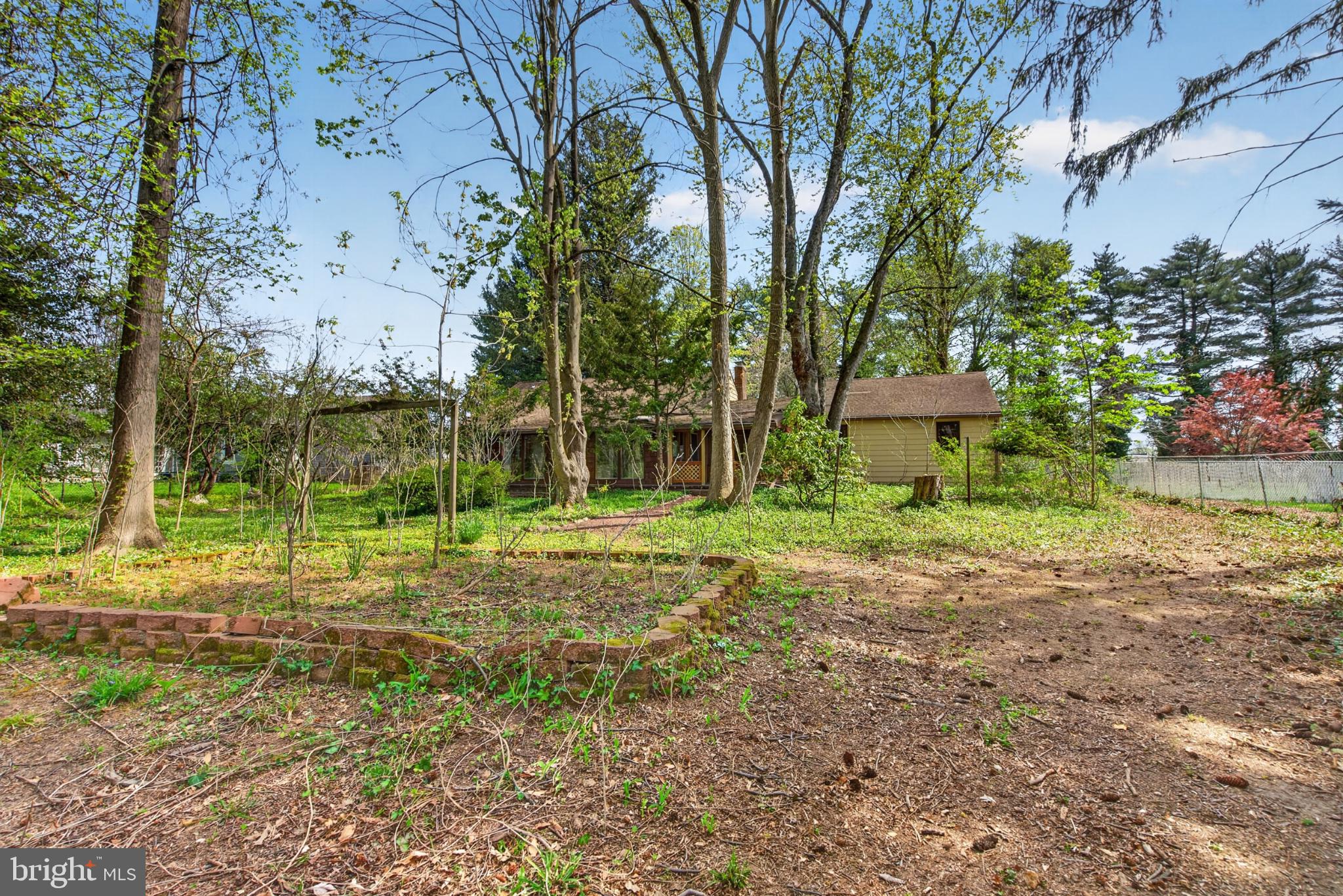 FAIRLESS HILLS - Residential