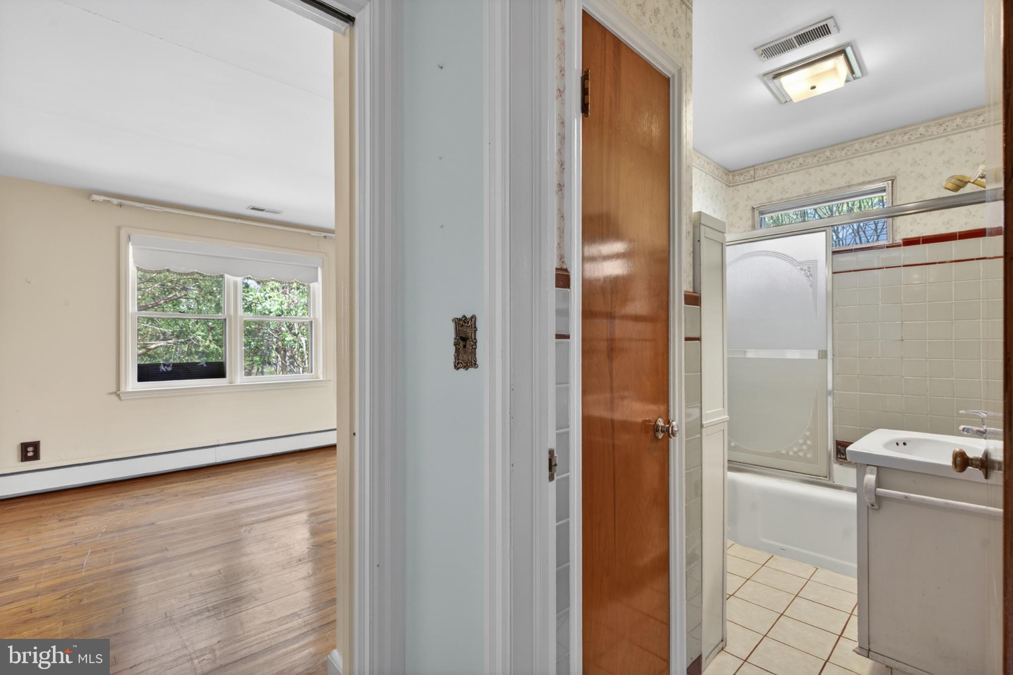 FAIRLESS HILLS - Residential