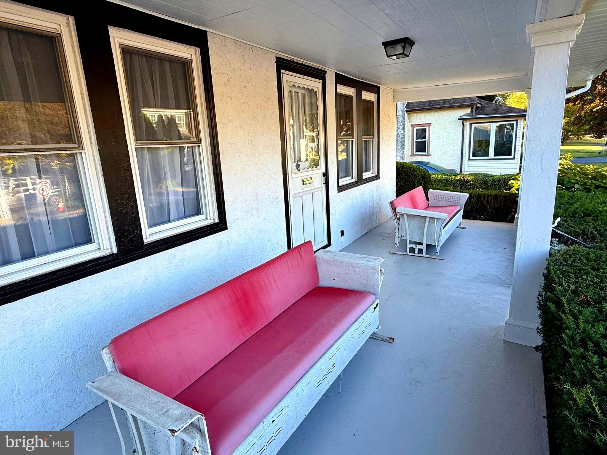 468 KLINE AVENUE