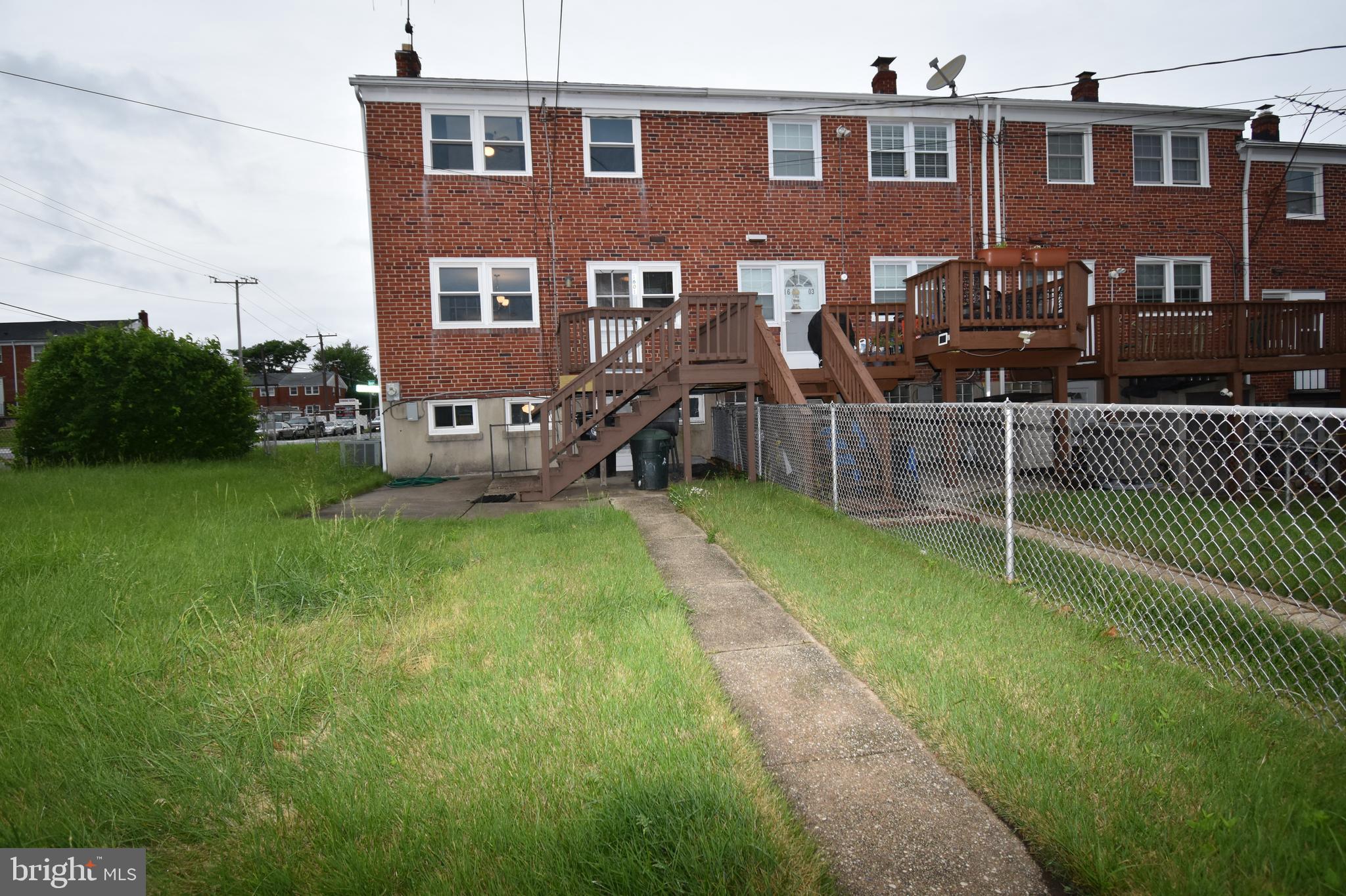WOODLAWN - Residential