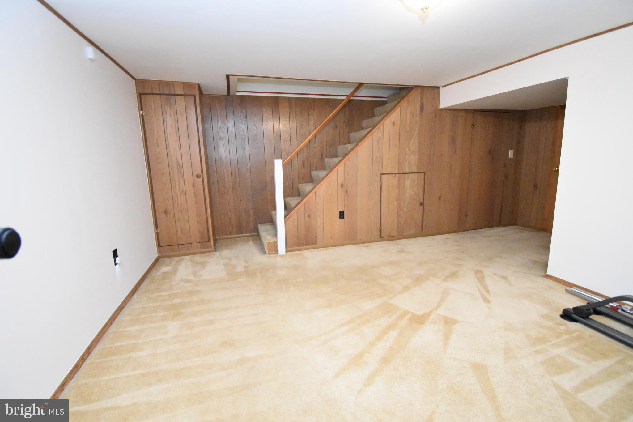 WOODLAWN - Residential