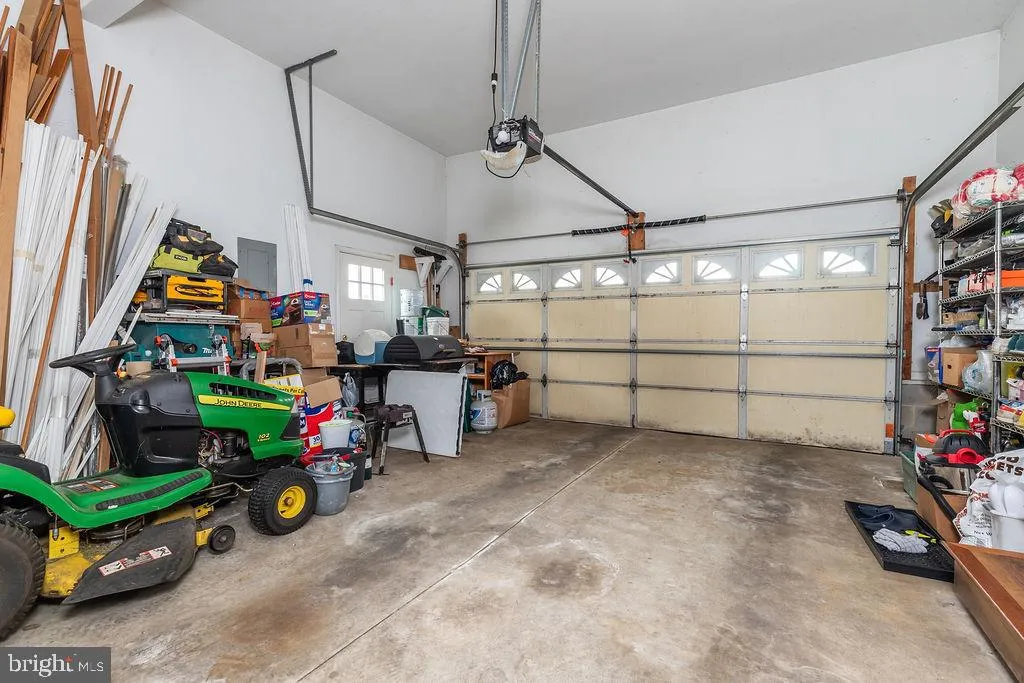 Fruitland, Maryland 21826, United States, 4 Bedrooms Bedrooms, ,3 BathroomsBathrooms,Residential,Contingent,90133