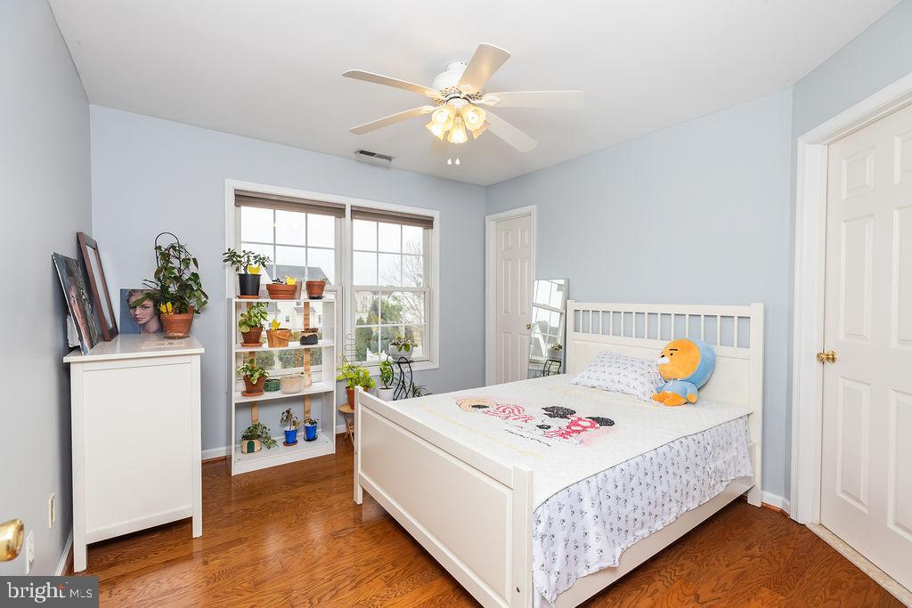 EAST FIELD - Residential