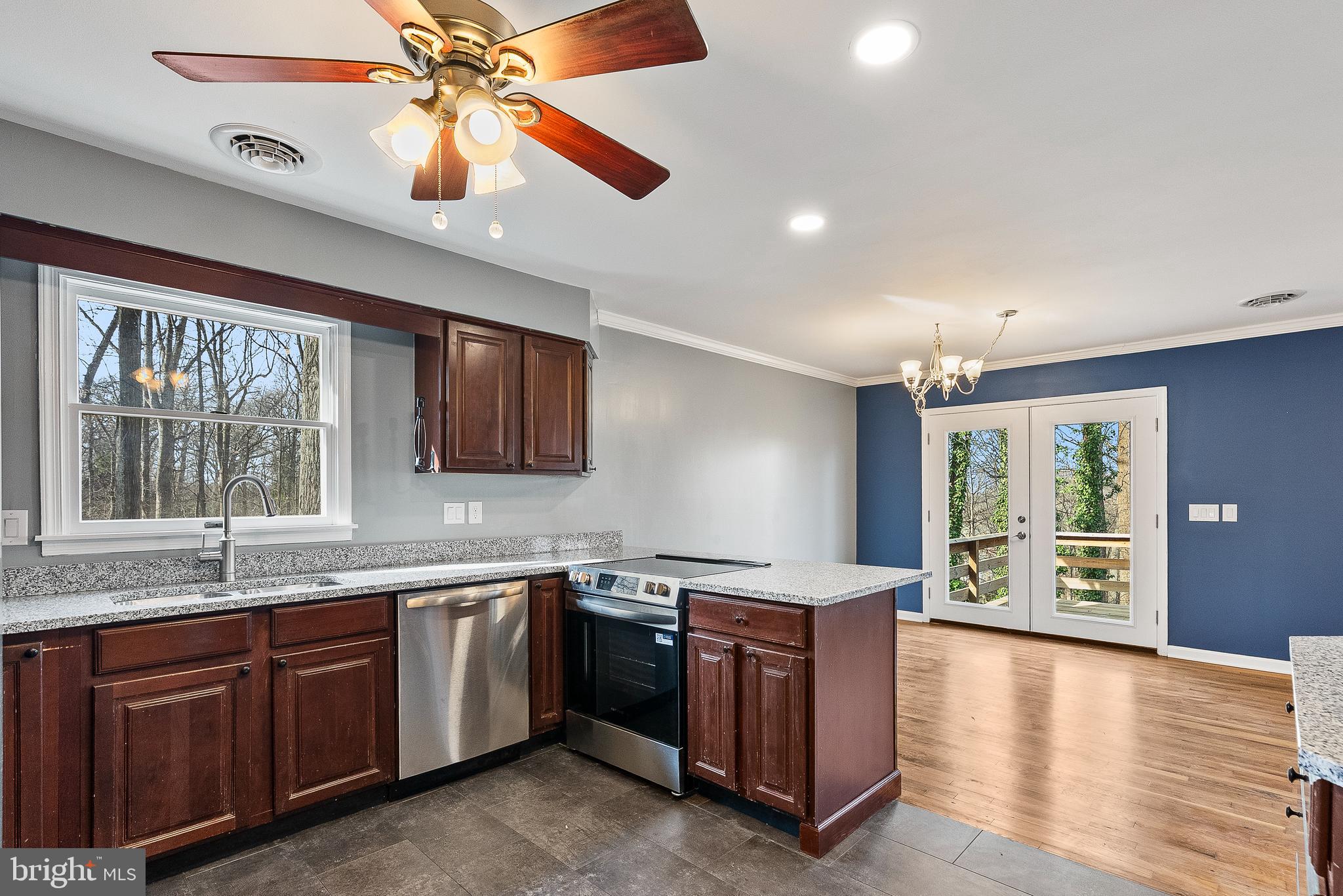 JACKSON WOODS ESTATES - Residential Lease