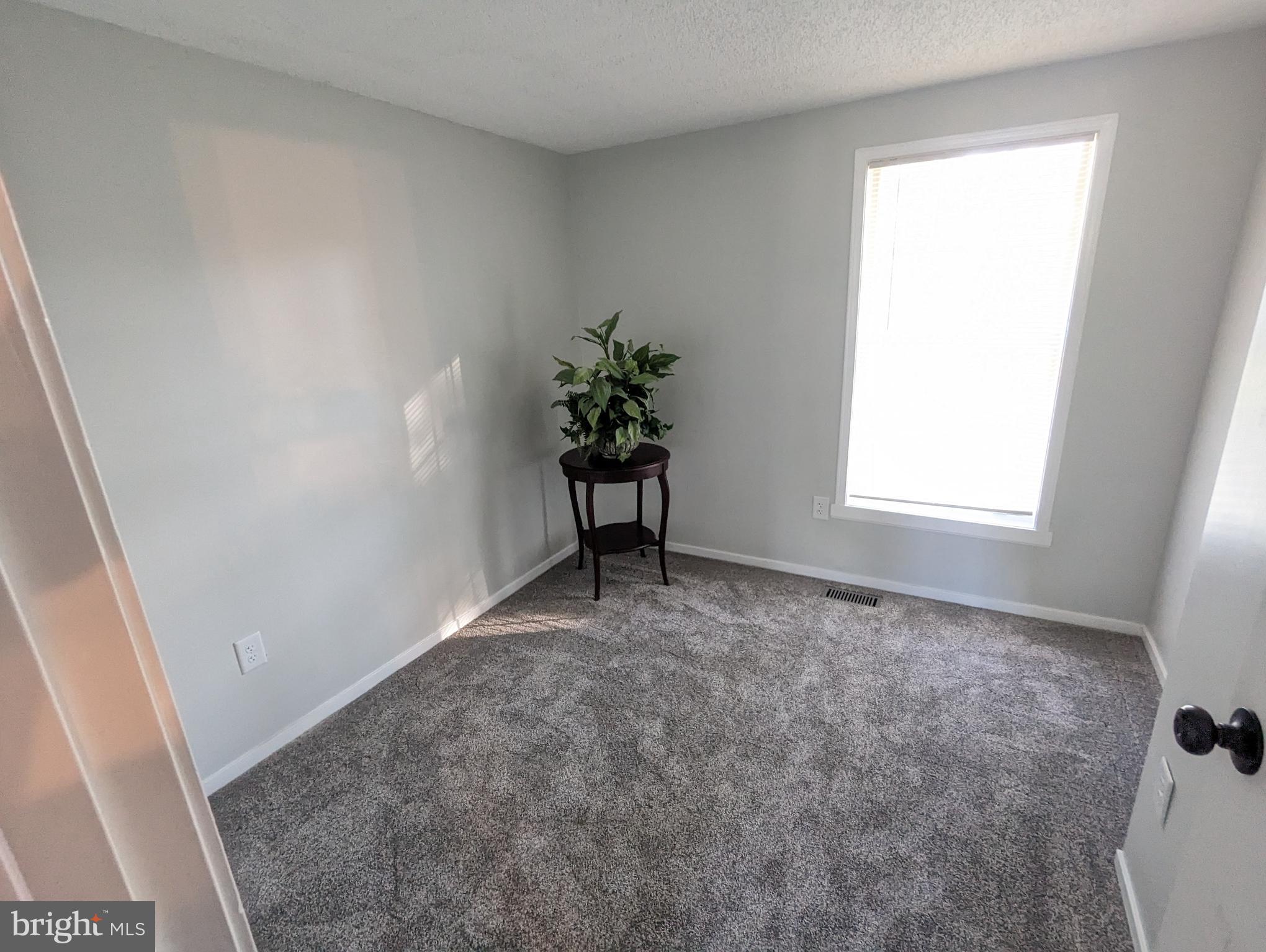 LANGLEY EAST - Residential