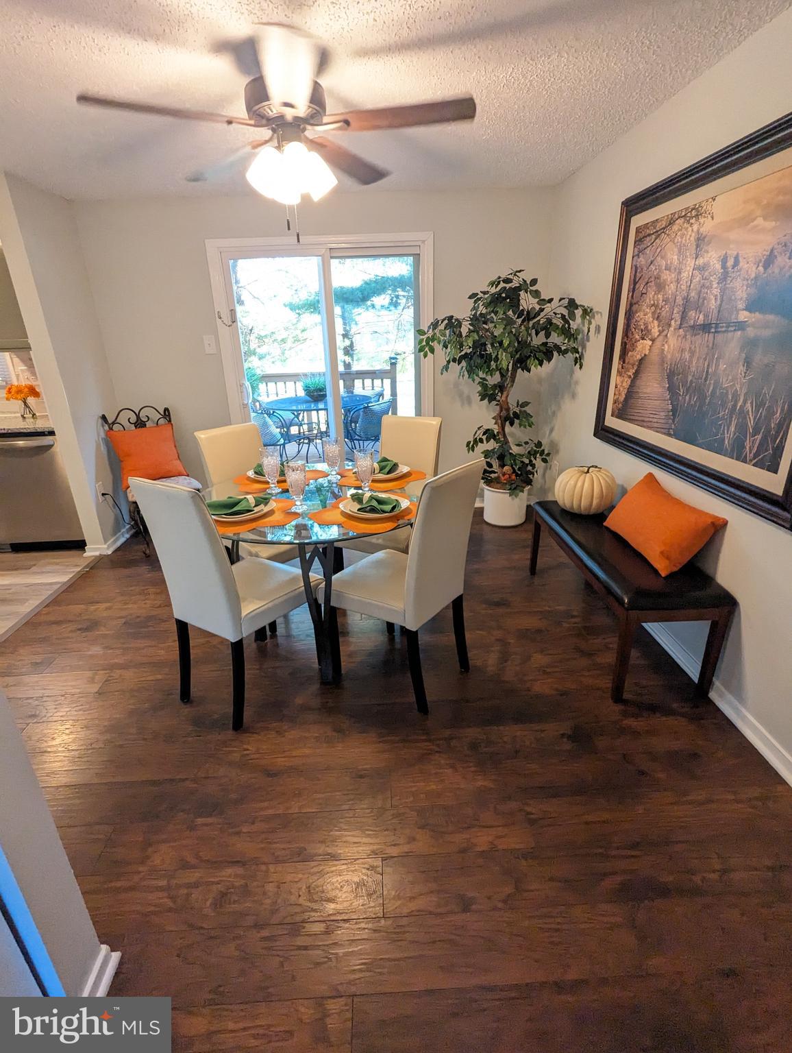 LANGLEY EAST - Residential