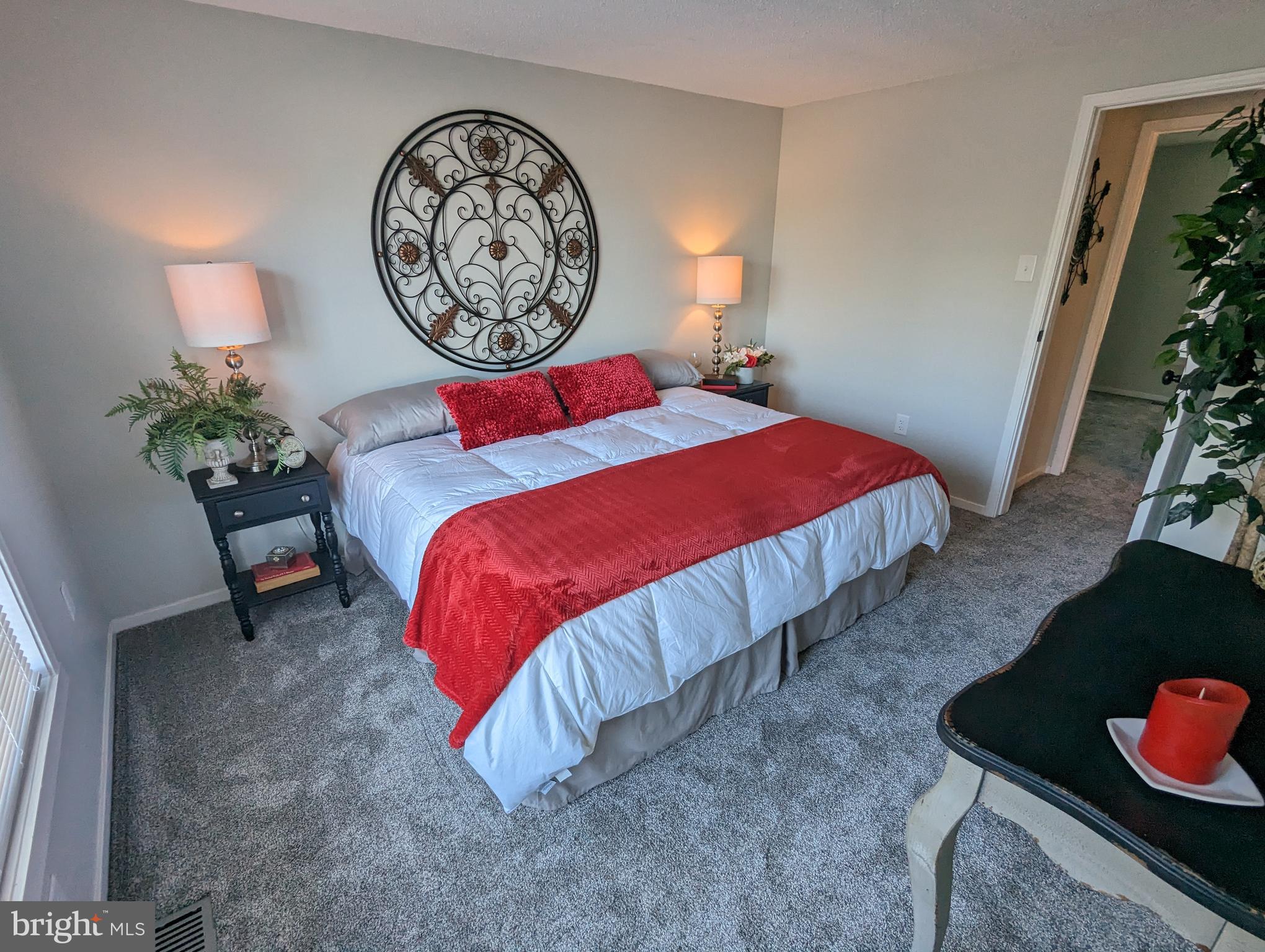 LANGLEY EAST - Residential