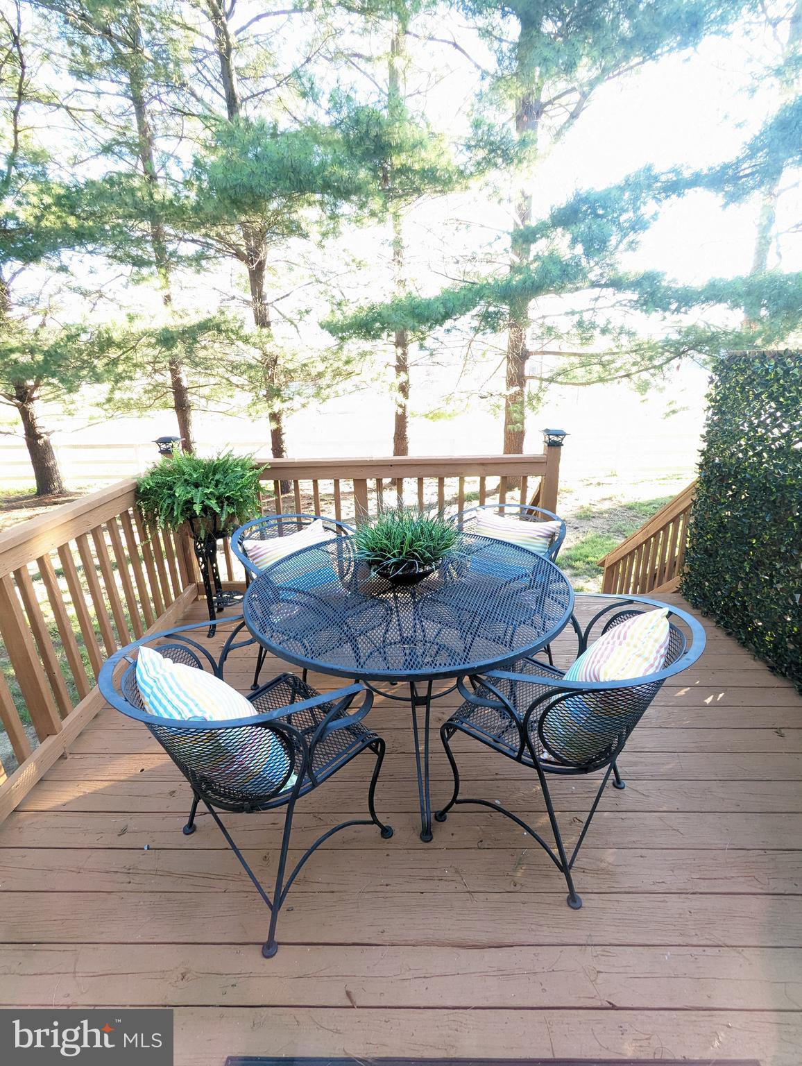 LANGLEY EAST - Residential