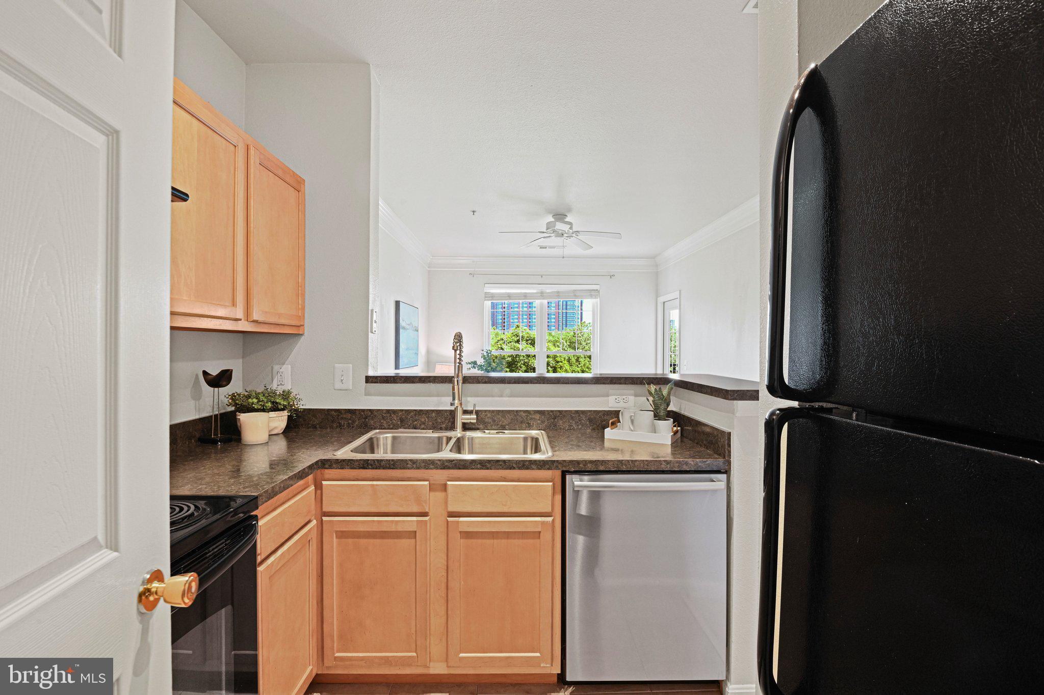 1581 SPRING GATE DRIVE 5314