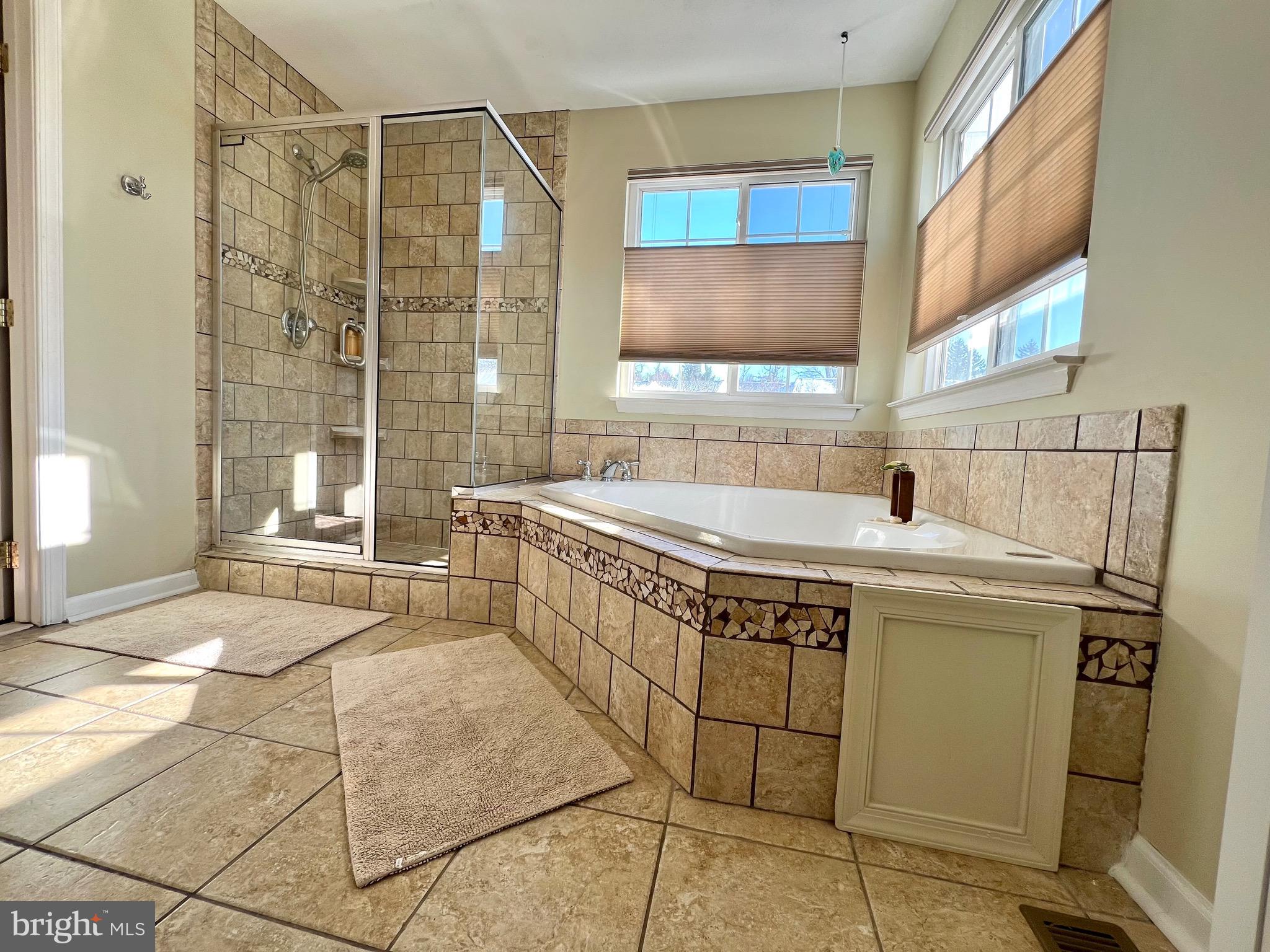 MONMOUTH MEADOWS - Residential