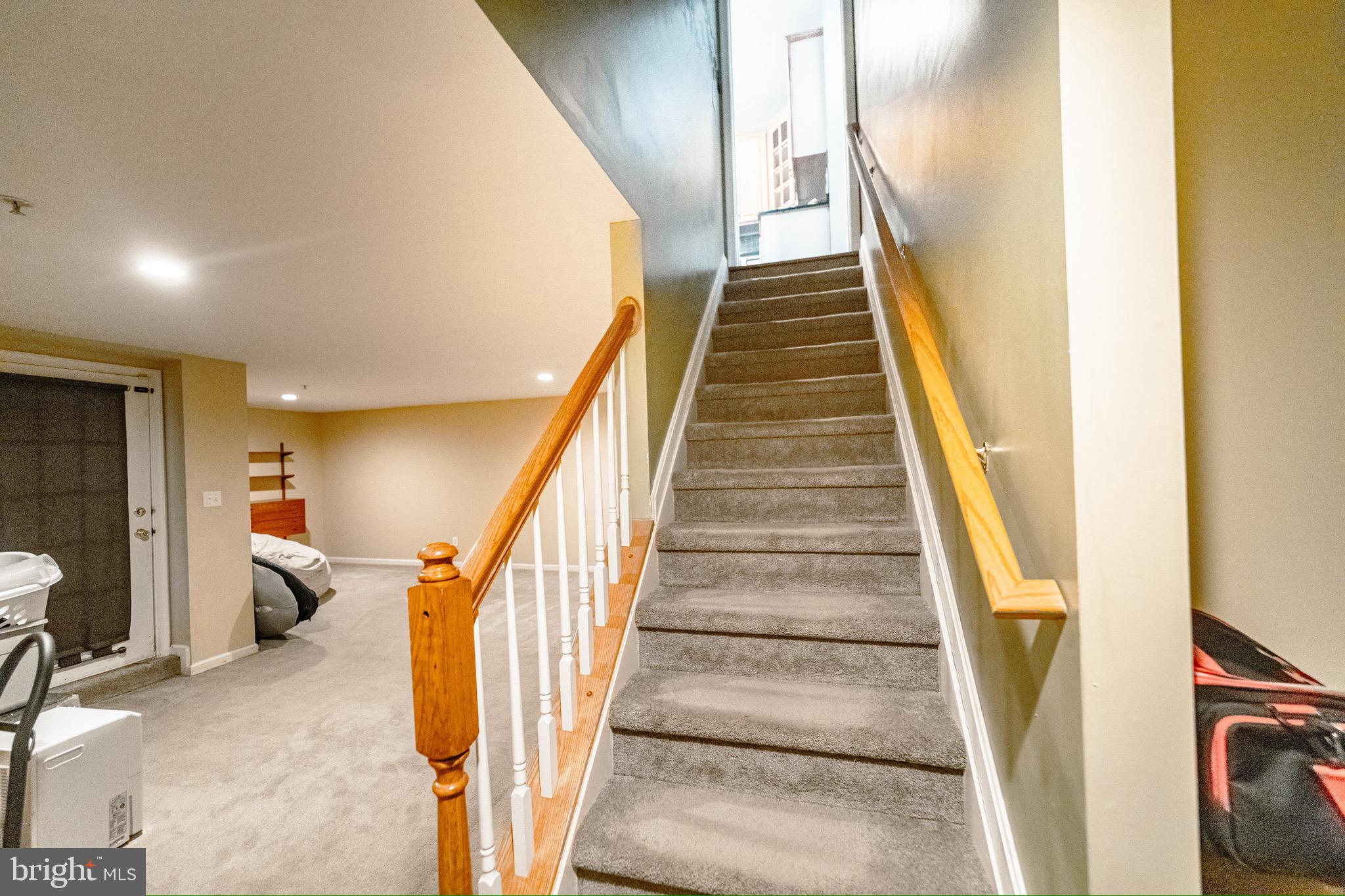 MONMOUTH MEADOWS - Residential