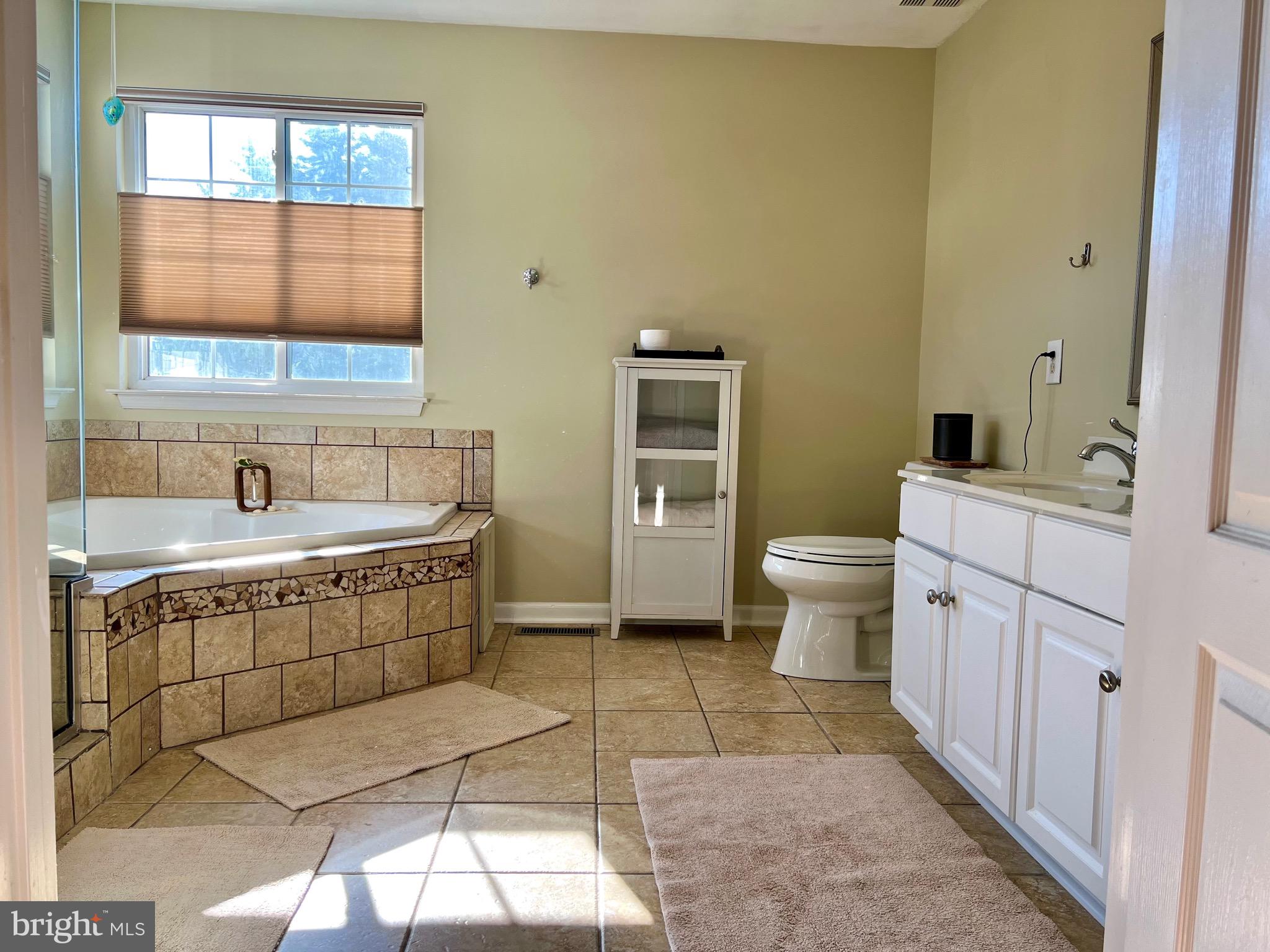 MONMOUTH MEADOWS - Residential