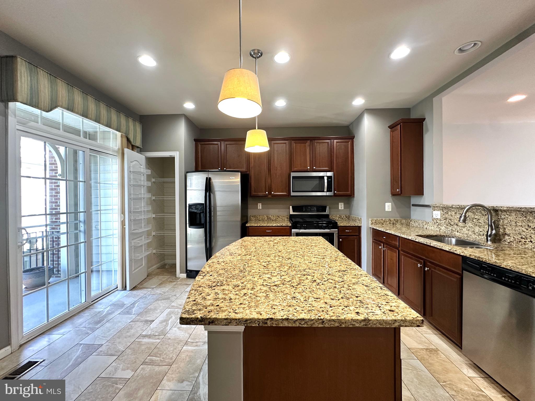 BRAMBLETON - Residential Lease