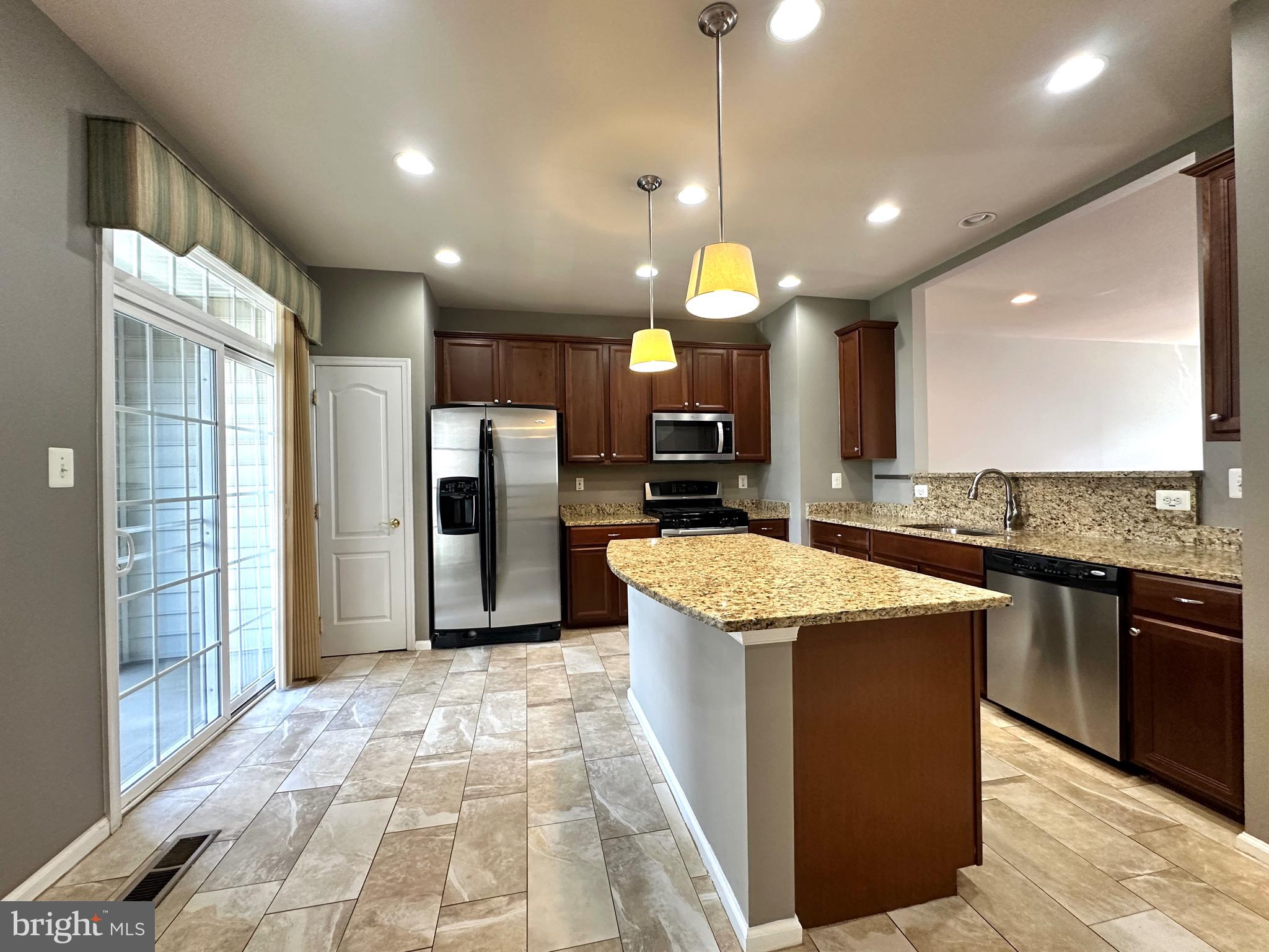 BRAMBLETON - Residential Lease