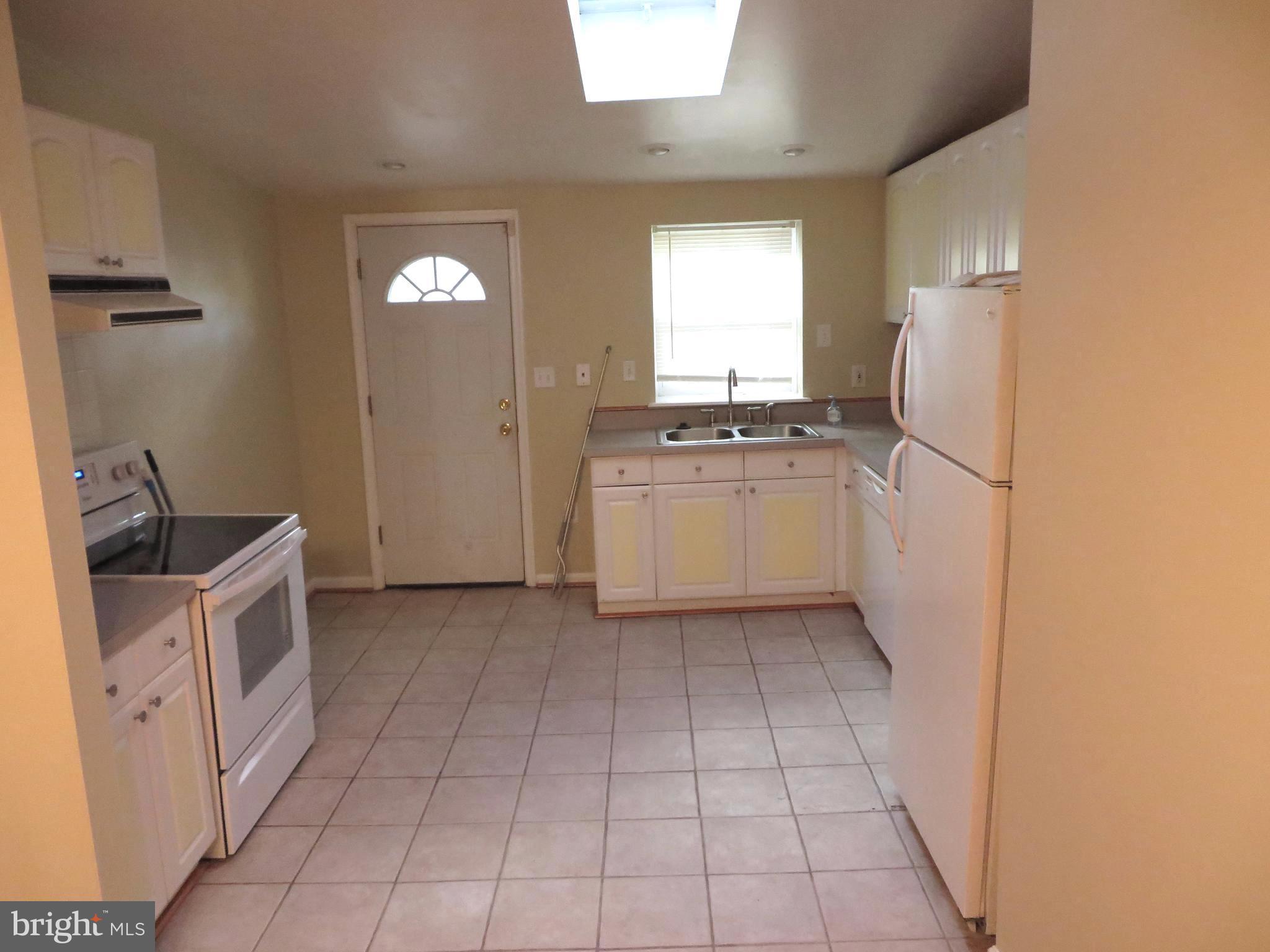 FEDERAL HILL SOUTH HISTORIC DISTRICT - Residential Lease