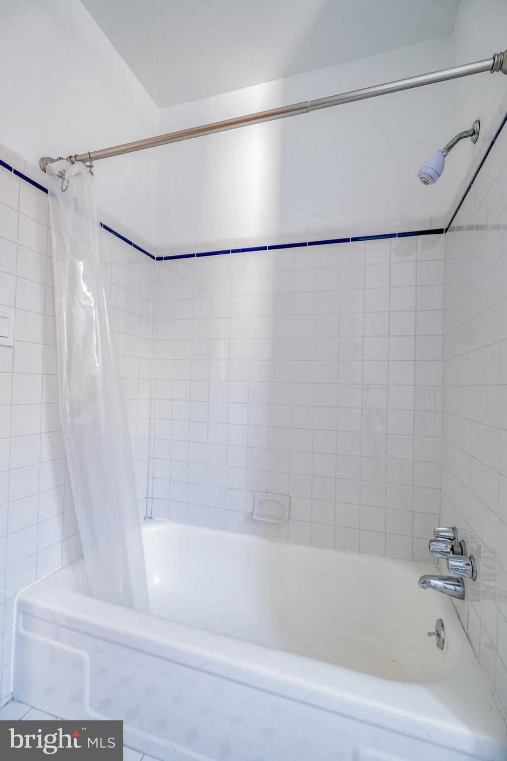 WASHINGTON SQ WEST - Residential