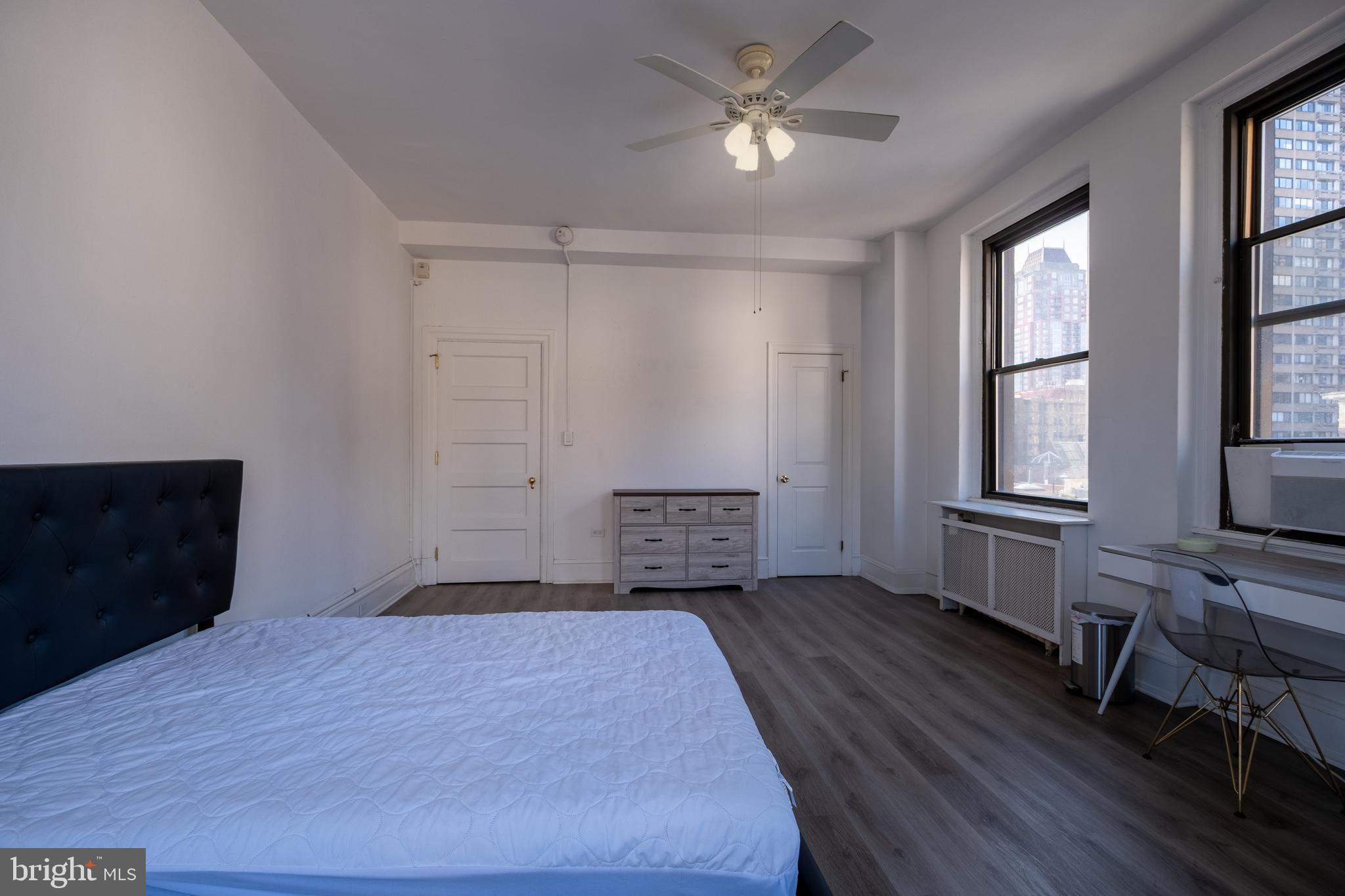 WASHINGTON SQ WEST - Residential