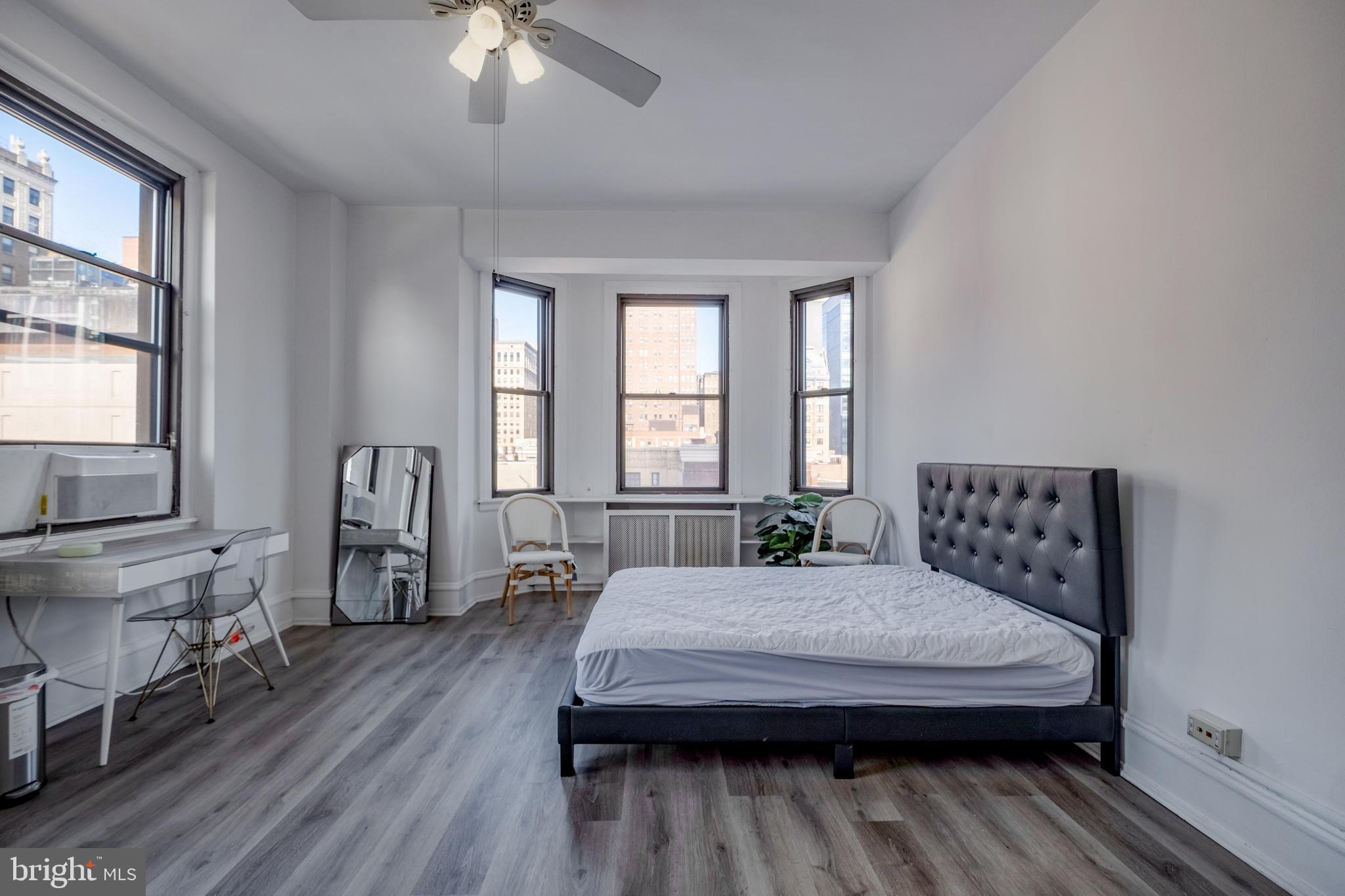 WASHINGTON SQ WEST - Residential