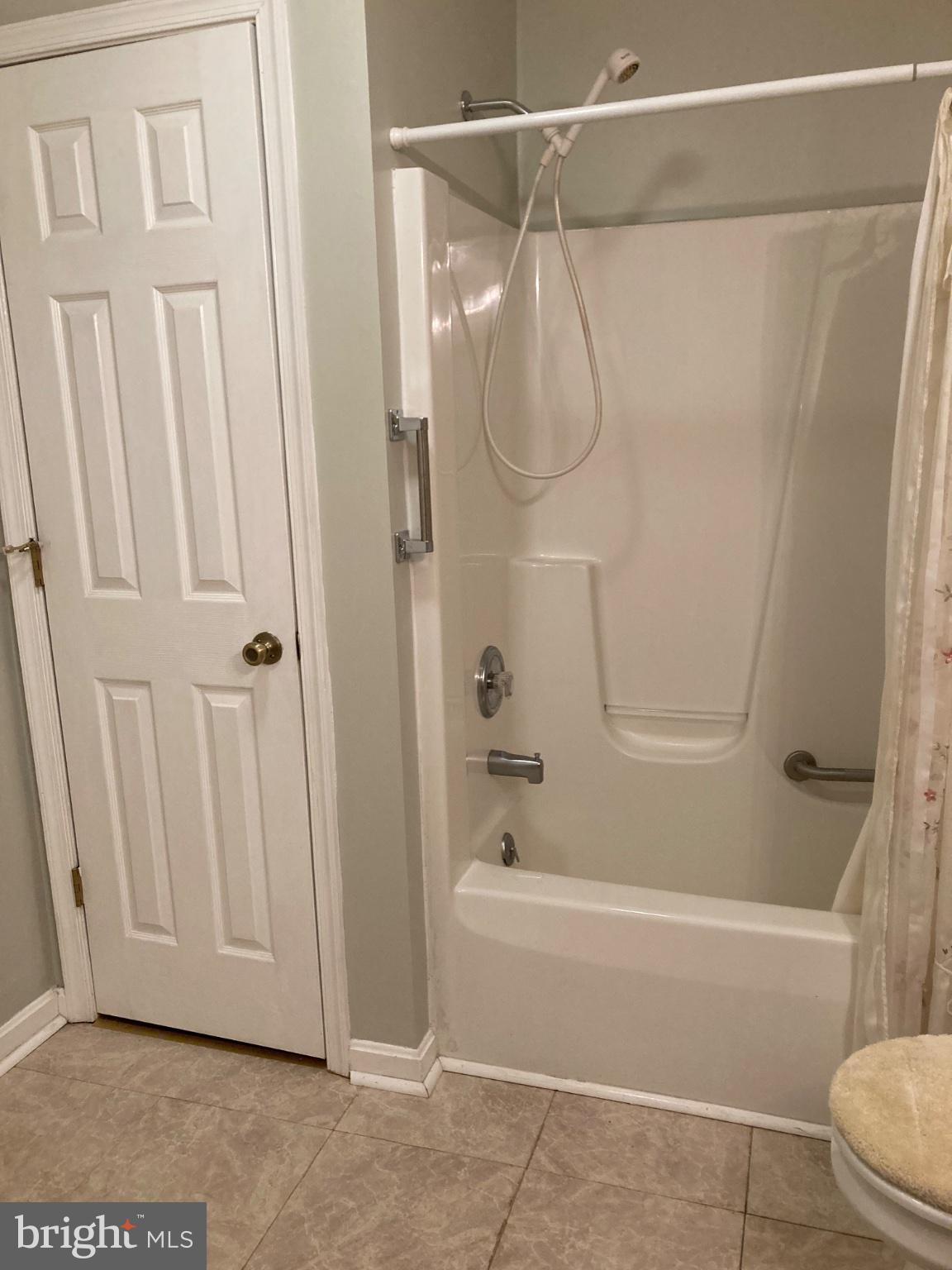 MILL CREEK - Residential