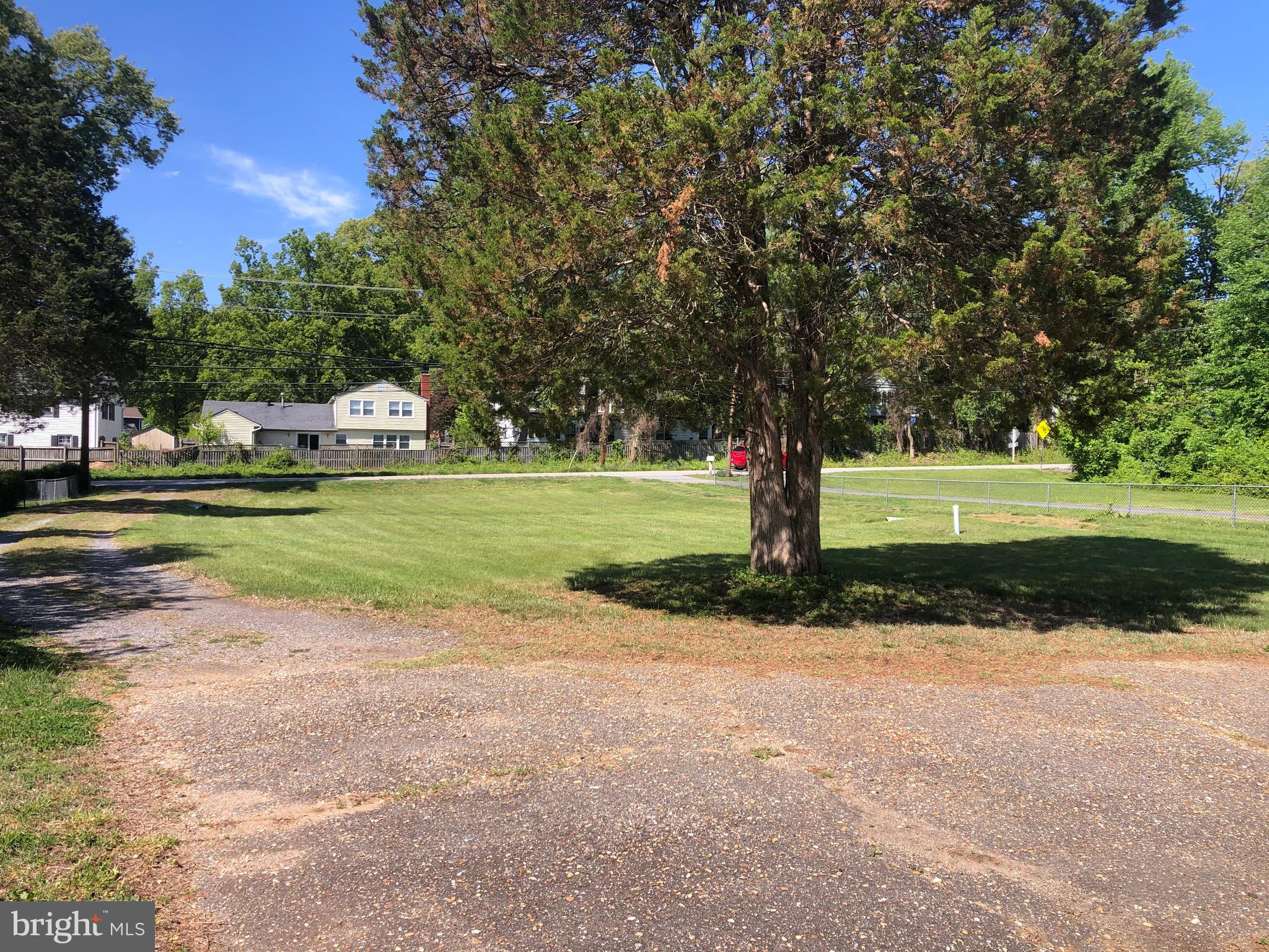 GAMBRILLS - Commercial Sale