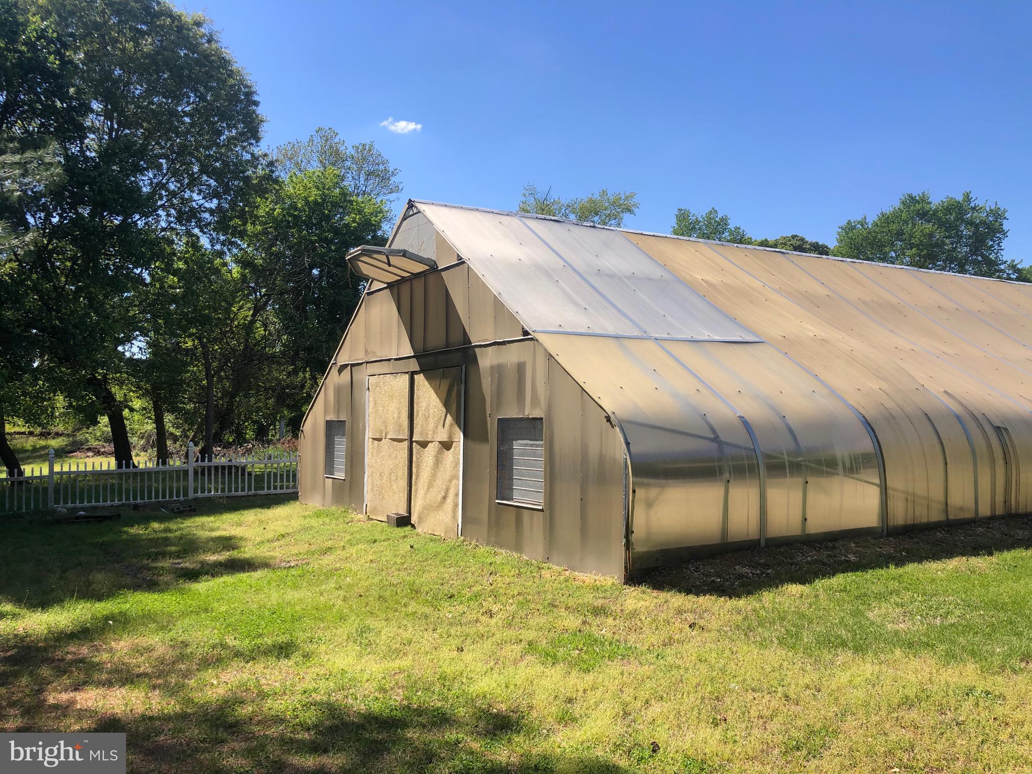 GAMBRILLS - Commercial Sale