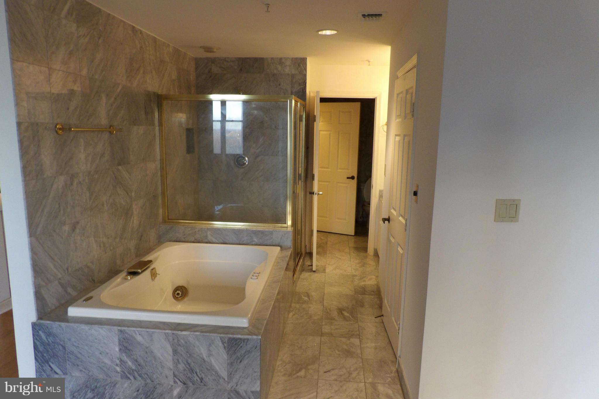 TUSCANY CANTERBURY - Residential