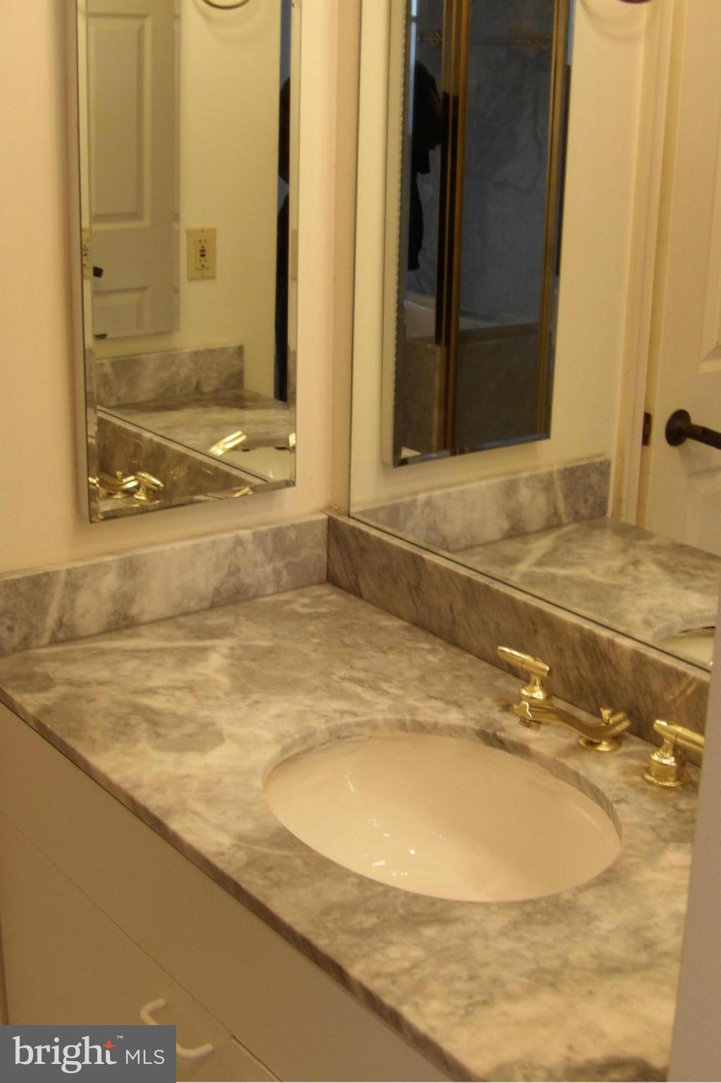 TUSCANY CANTERBURY - Residential