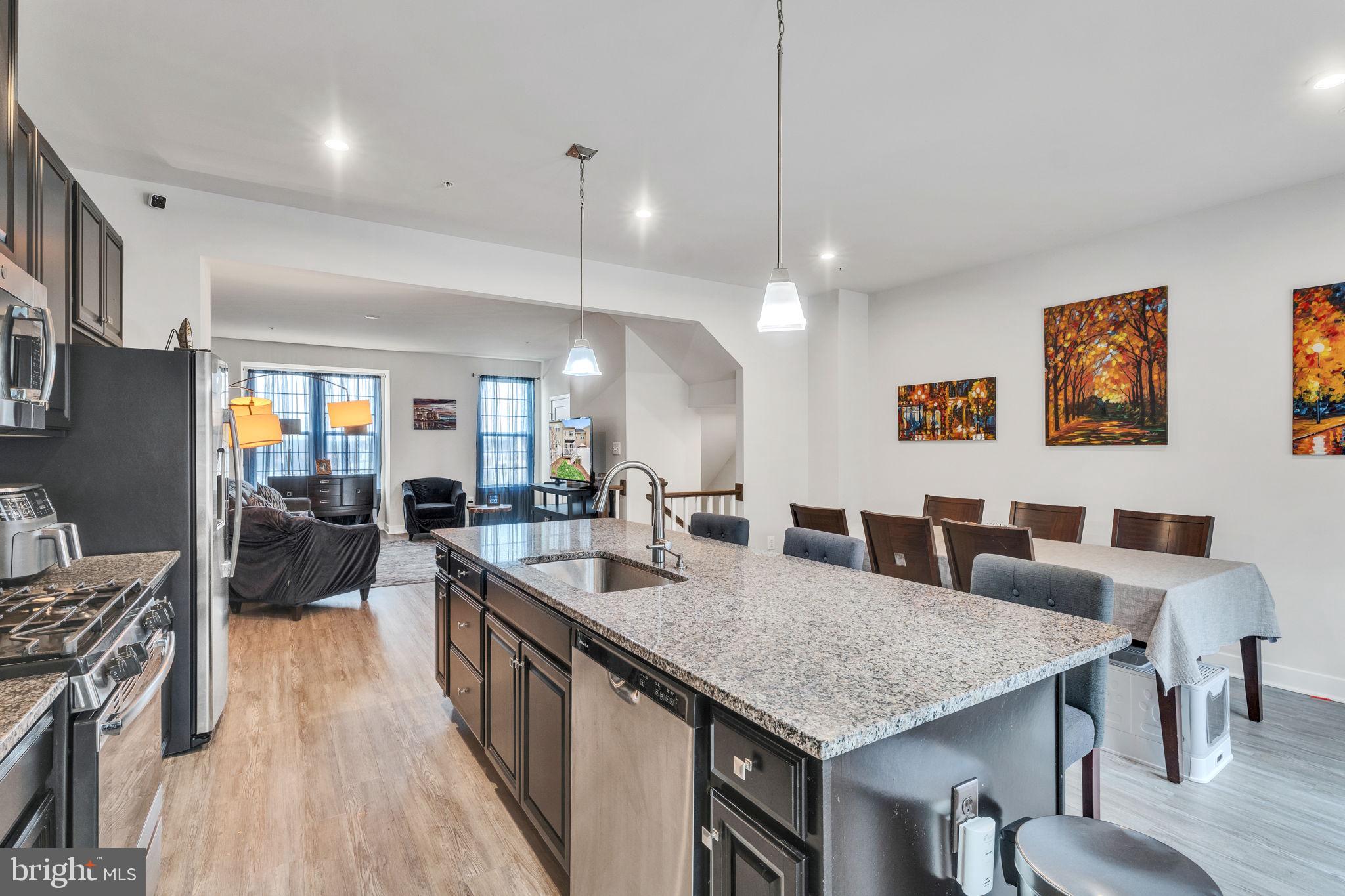 HOLLY RIDGE - Residential