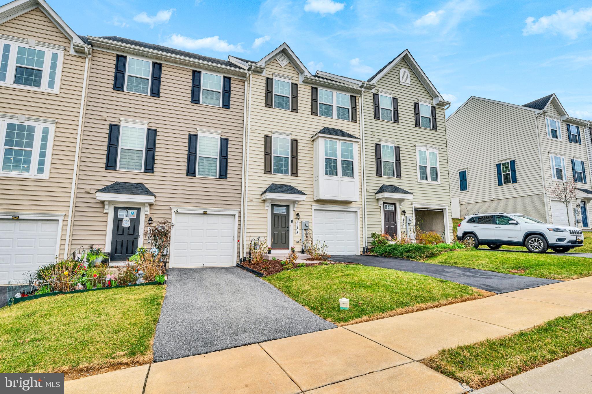 HOLLY RIDGE - Residential