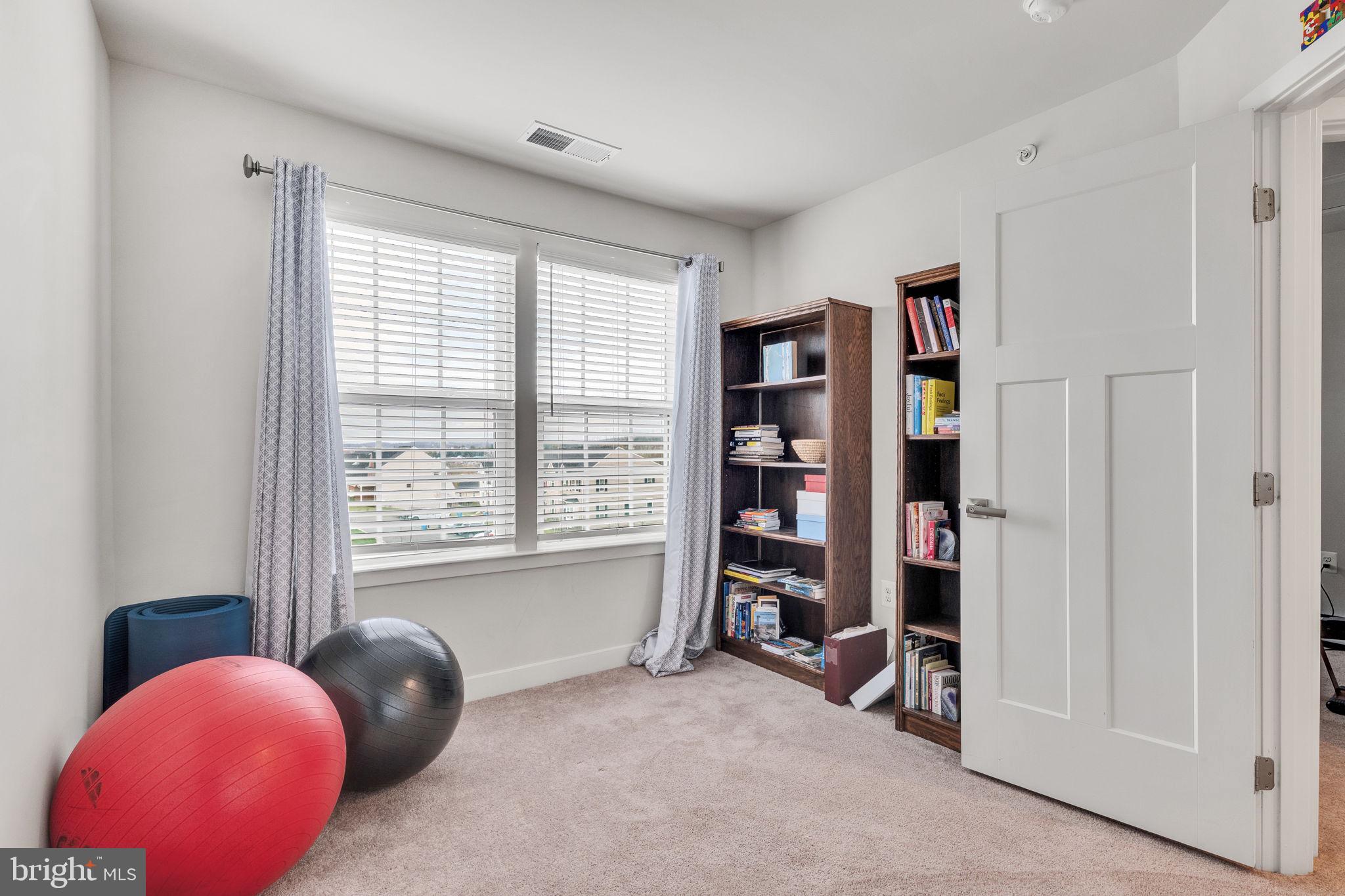 HOLLY RIDGE - Residential