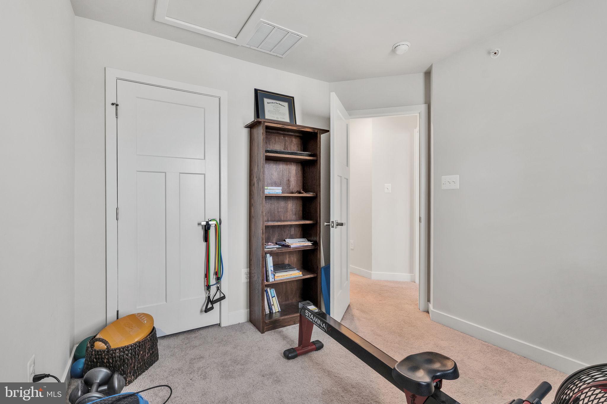 HOLLY RIDGE - Residential