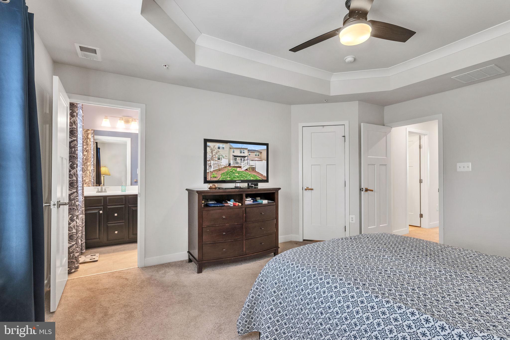 HOLLY RIDGE - Residential