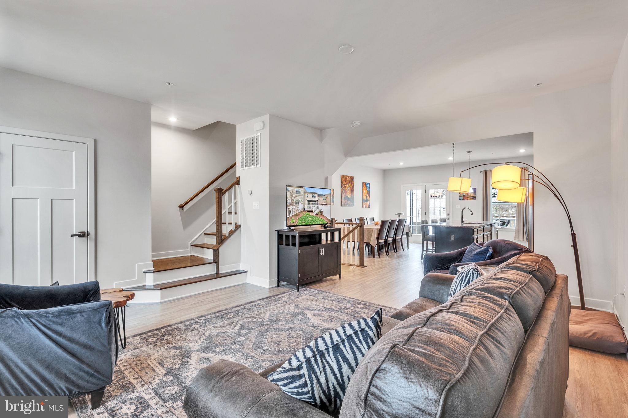 HOLLY RIDGE - Residential