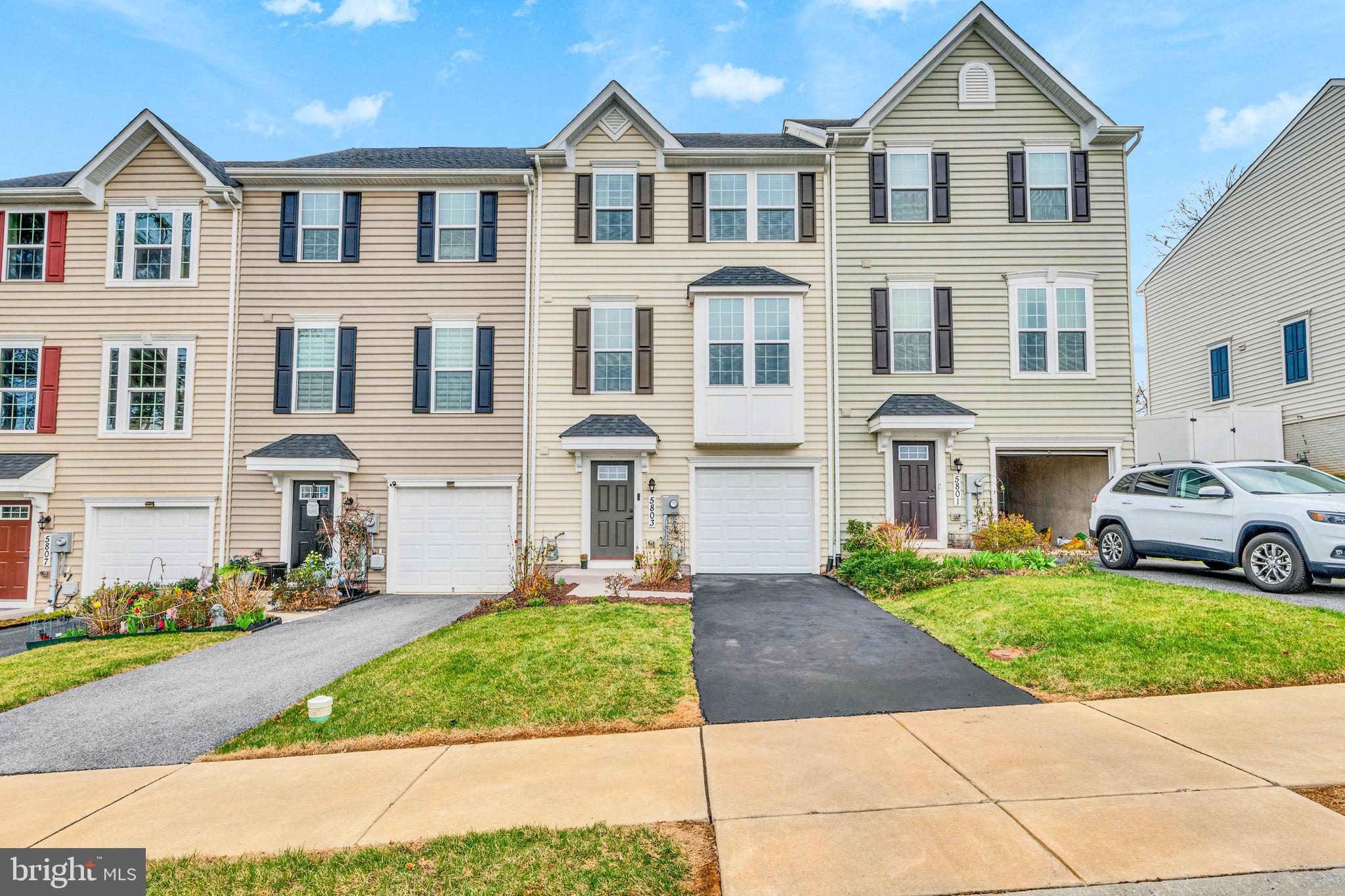 HOLLY RIDGE - Residential