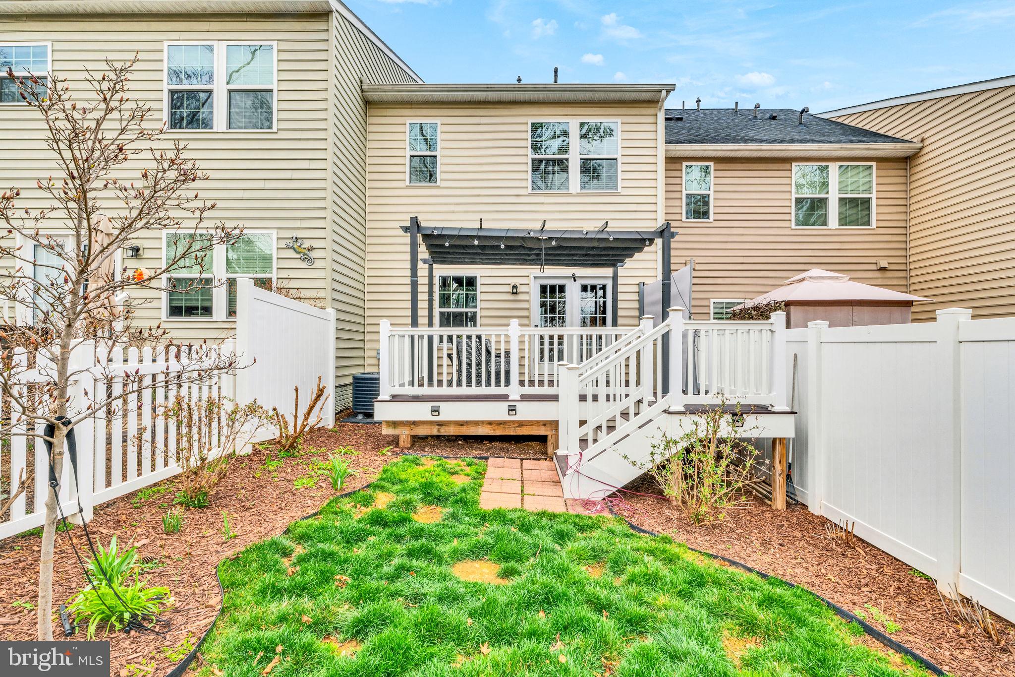 HOLLY RIDGE - Residential