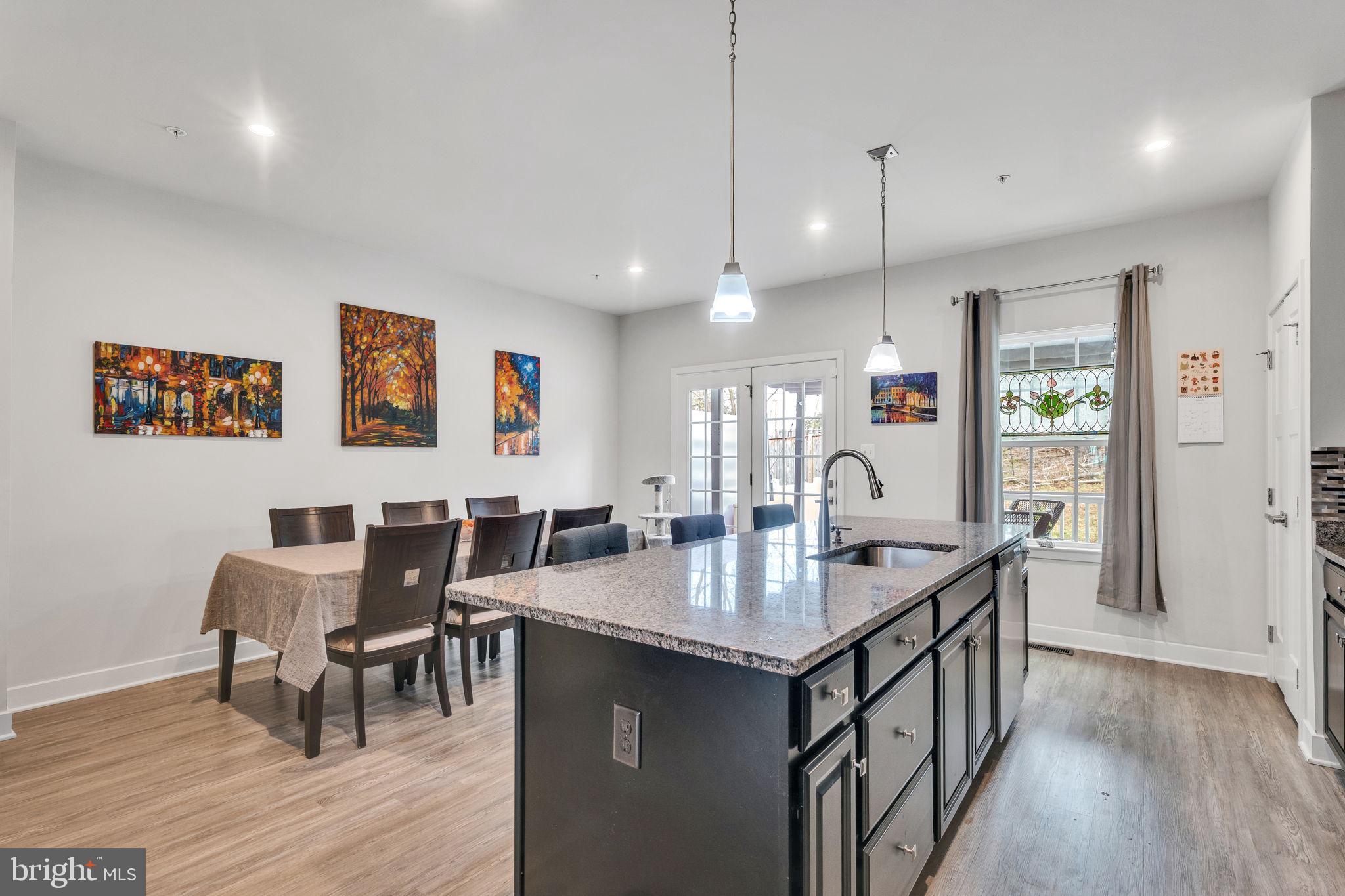 HOLLY RIDGE - Residential