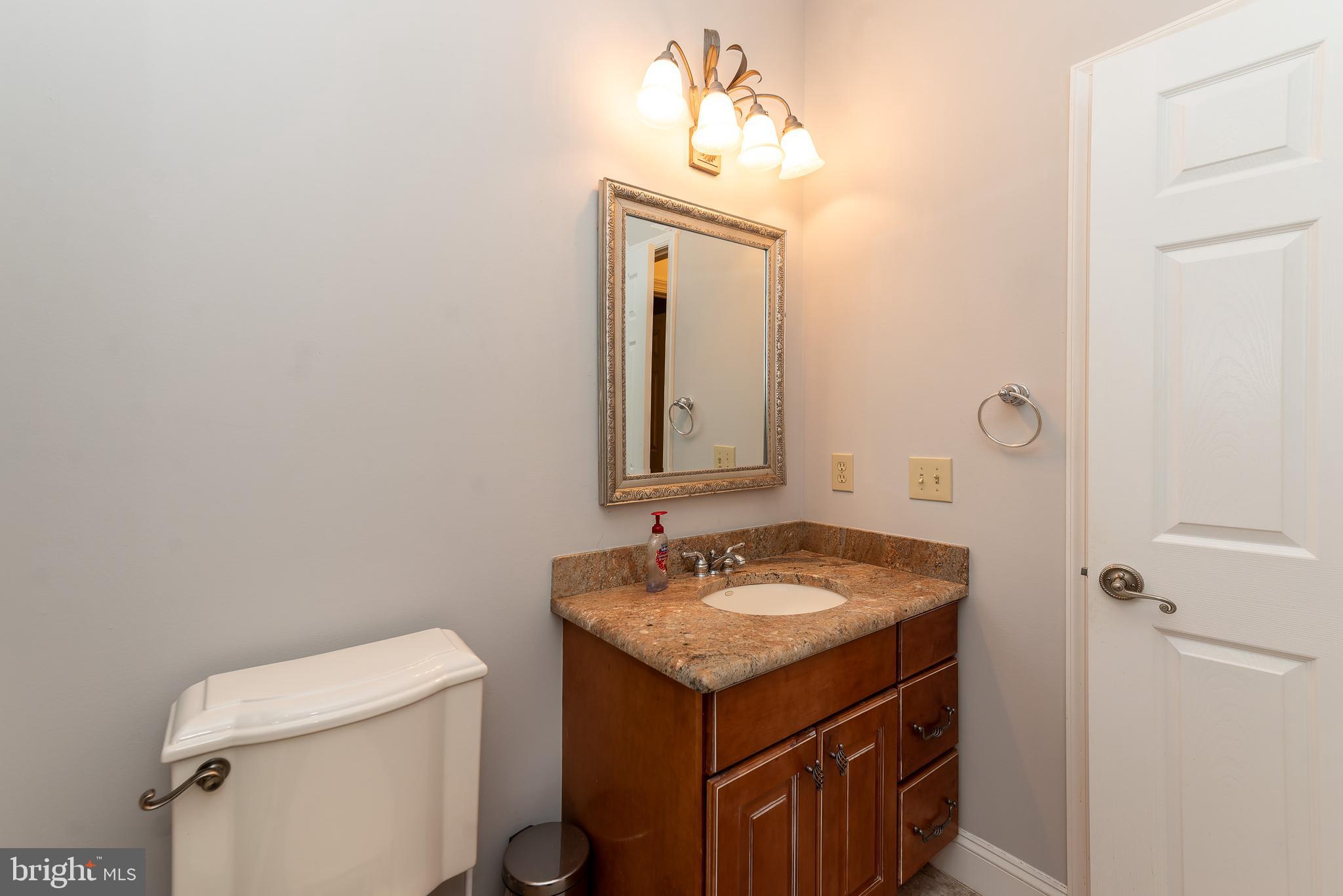 WHISPERING WOODS - Residential